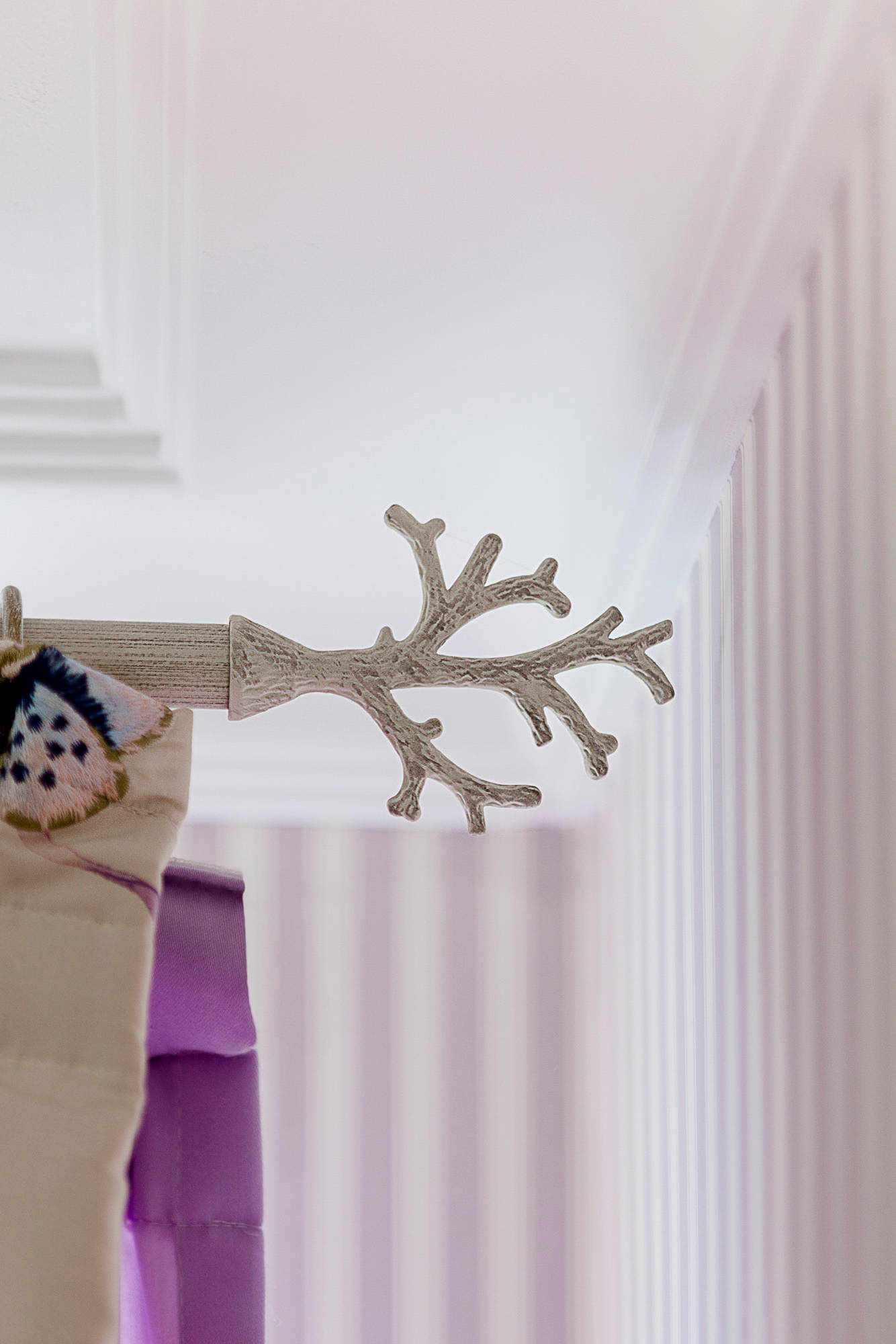 Яйцо или курица: Карнизы или текстильное решение?