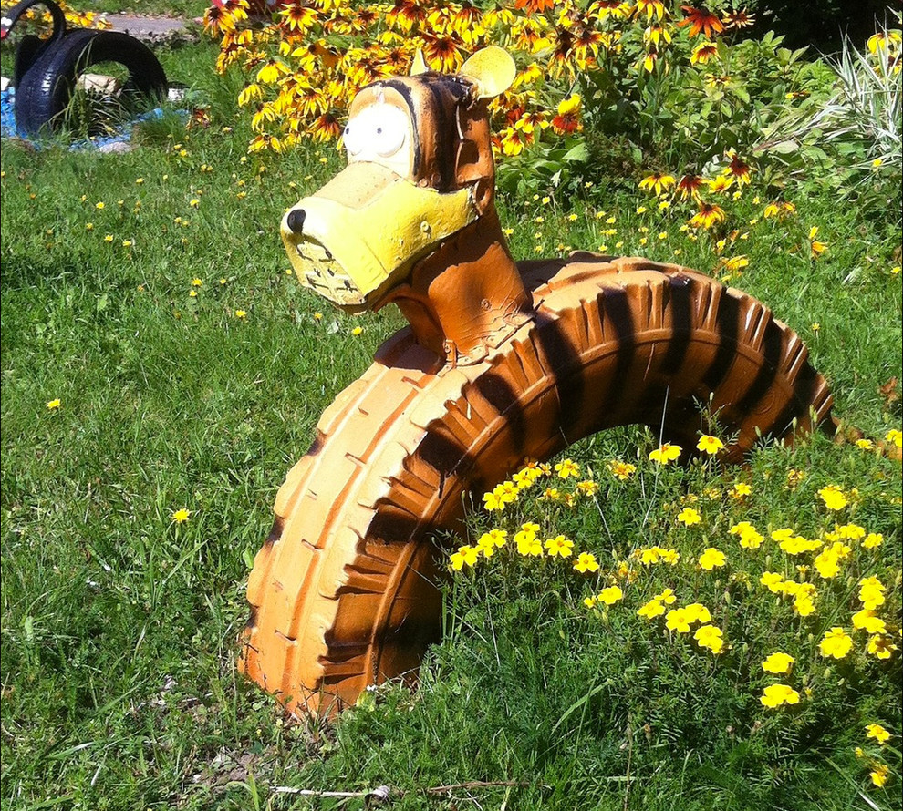 Houzz-юмор: Покажите нам свои (и соседские) поделки из шин