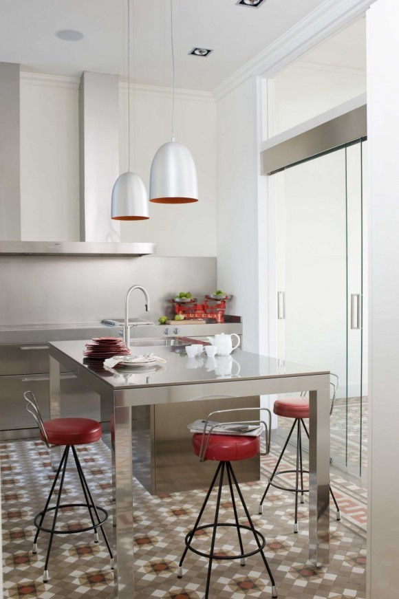 Материал: Напольная плитка в кухне — что важно, а что нет