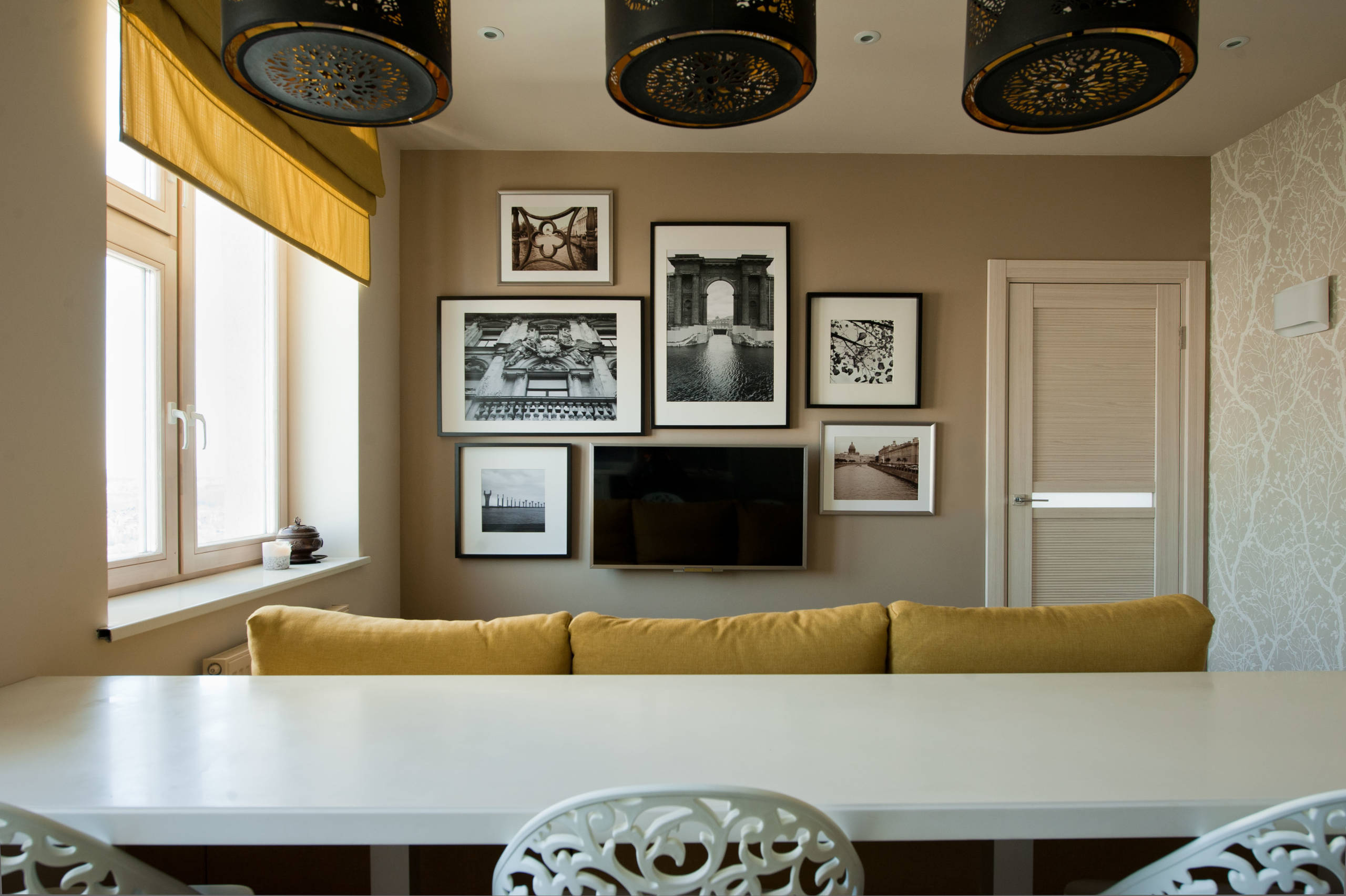 Houzz тур: Маленькая квартира — 43 кв.м цвета шафрана