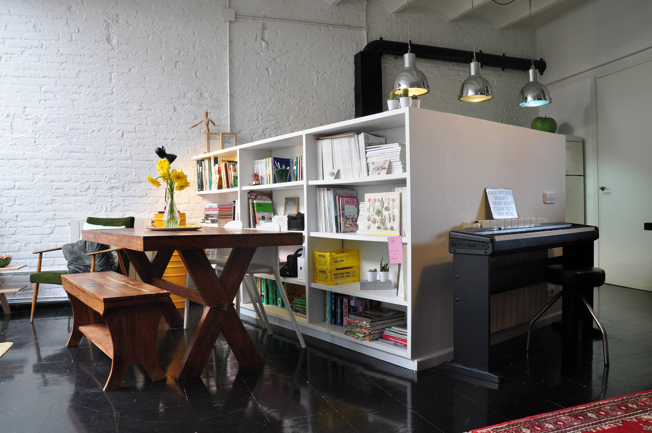 С миру по идее: Как удобно расставить книги в квартире?