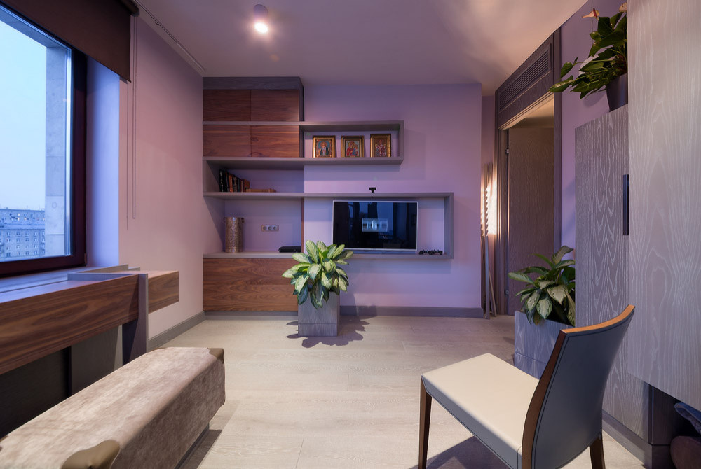 Houzz тур: Оттенки песка и меда в квартире с идеальным порядком