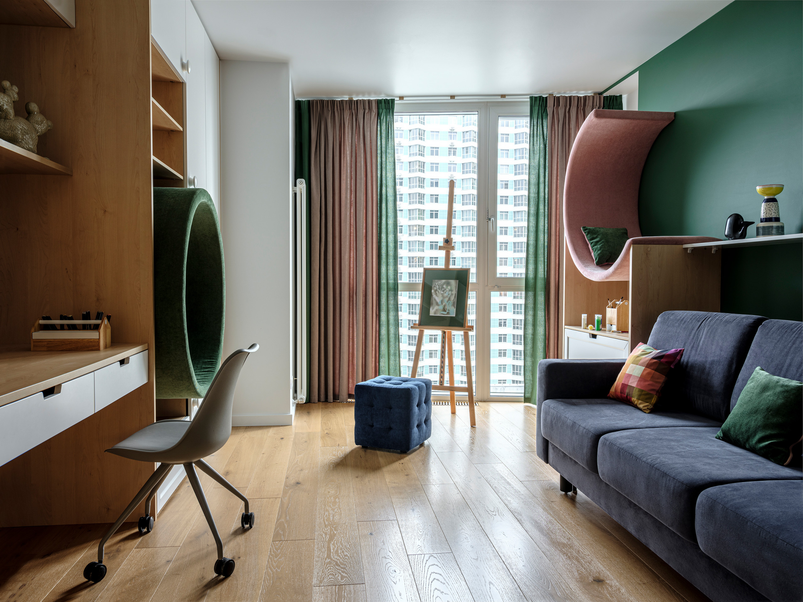 Houzz тур: Квартира для семьи — с рисунками сына на стенах