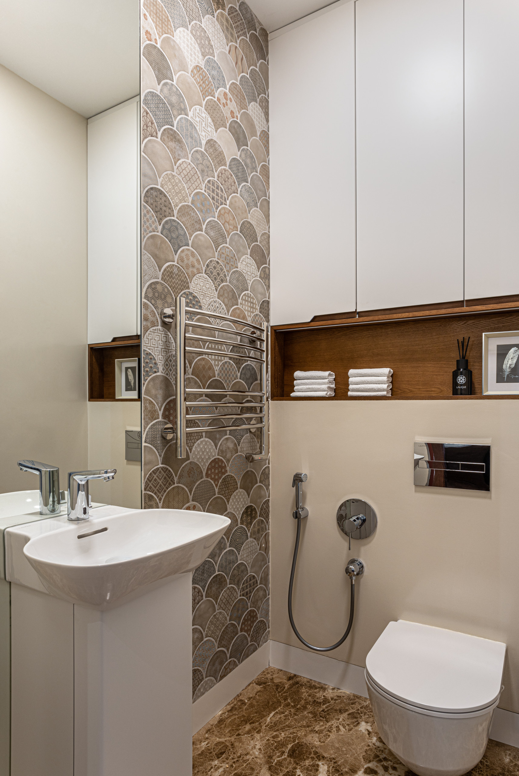 Houzz тур: Интерьер с концепцией Red go, где важен красный цвет