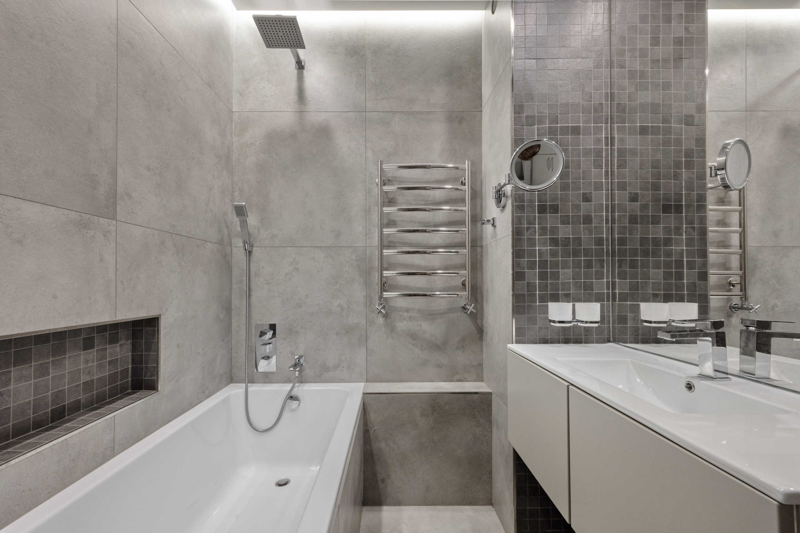 До и после: Интерьер в «сталинке» с оттенками серого и графита