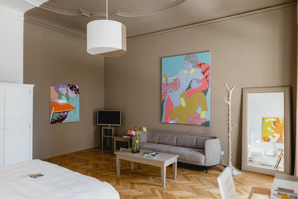 Подсмотрено в отеле: Живопись как центральная тема интерьера