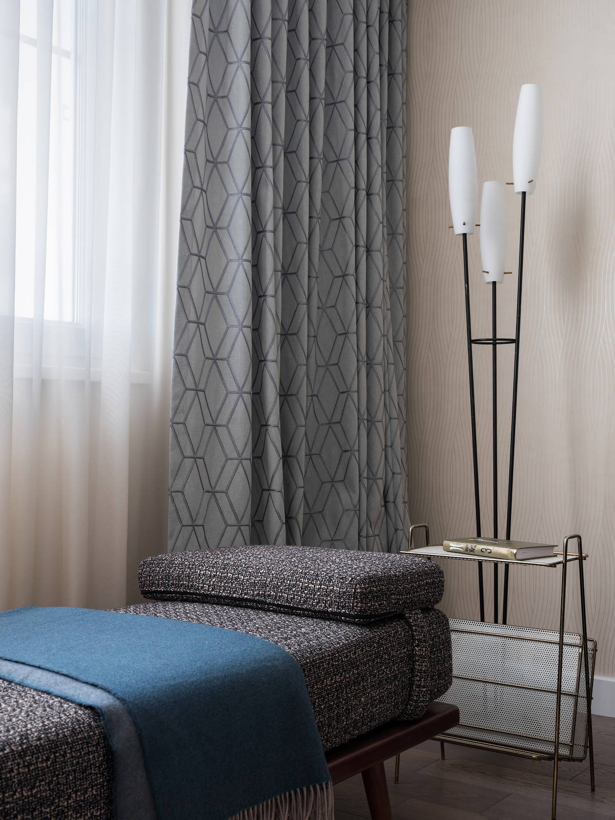 Вопрос: Сколько стоят хорошие шторы