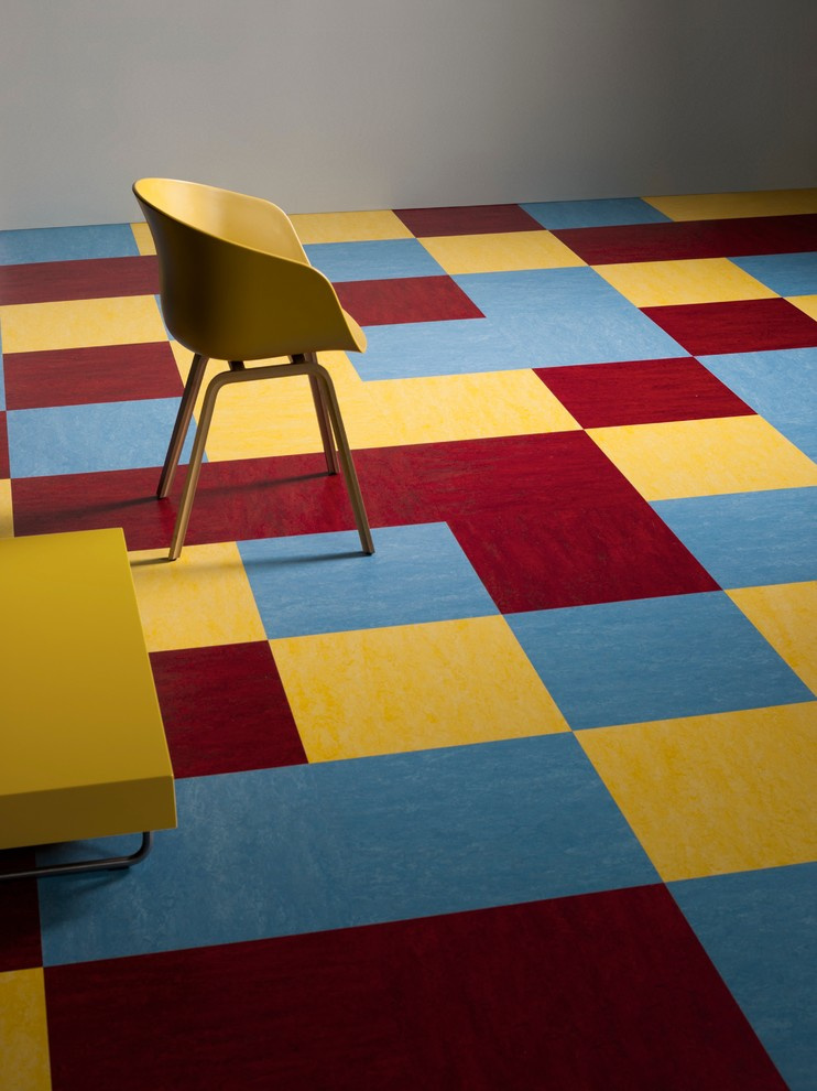 Портрет: Как делают мармолеум на фабрике в Нидерландах