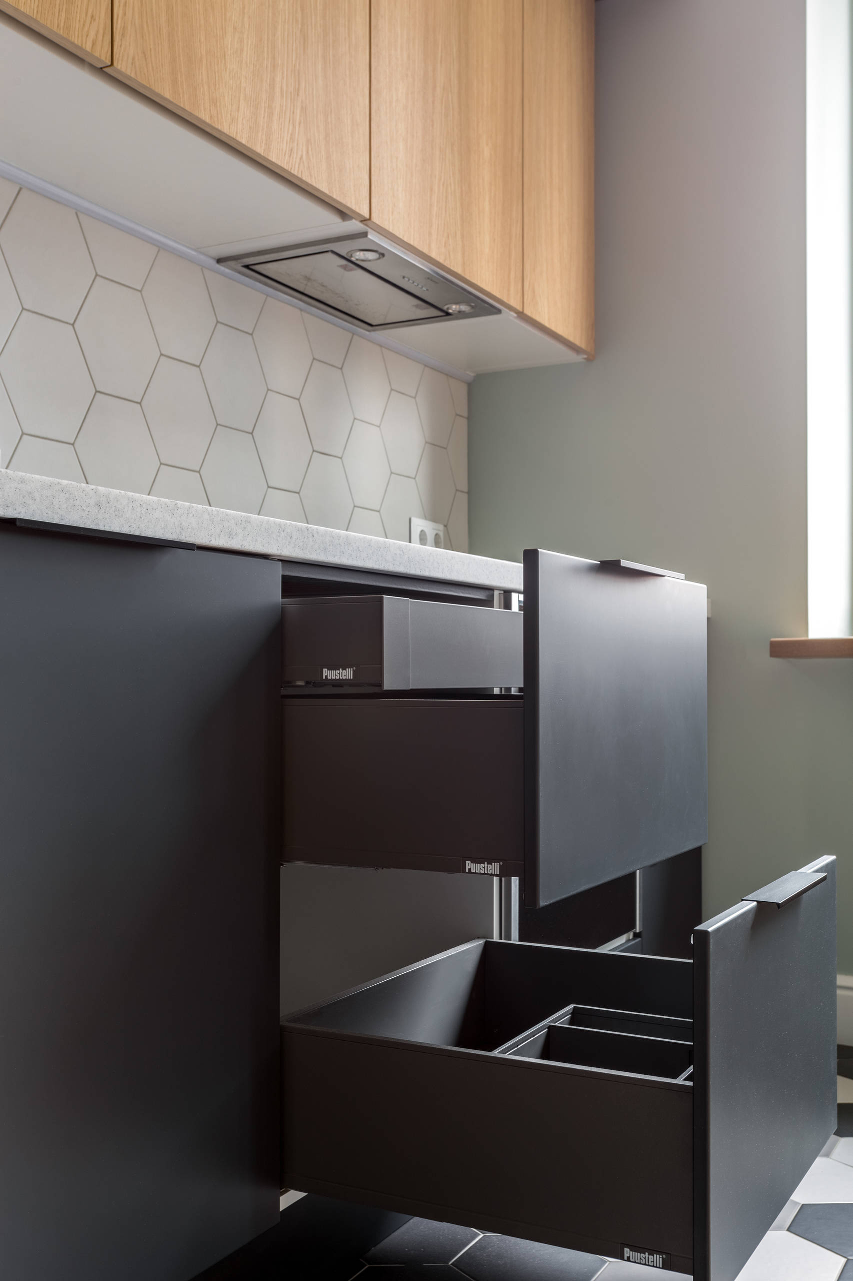 Нижний ярус: 11 советов по организации кухонных шкафов