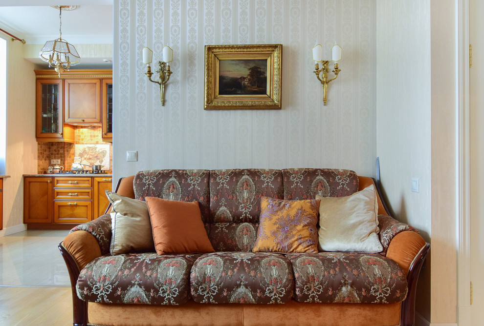 В гостях: Коллекция керамики и винтажная мебель в московской квартире