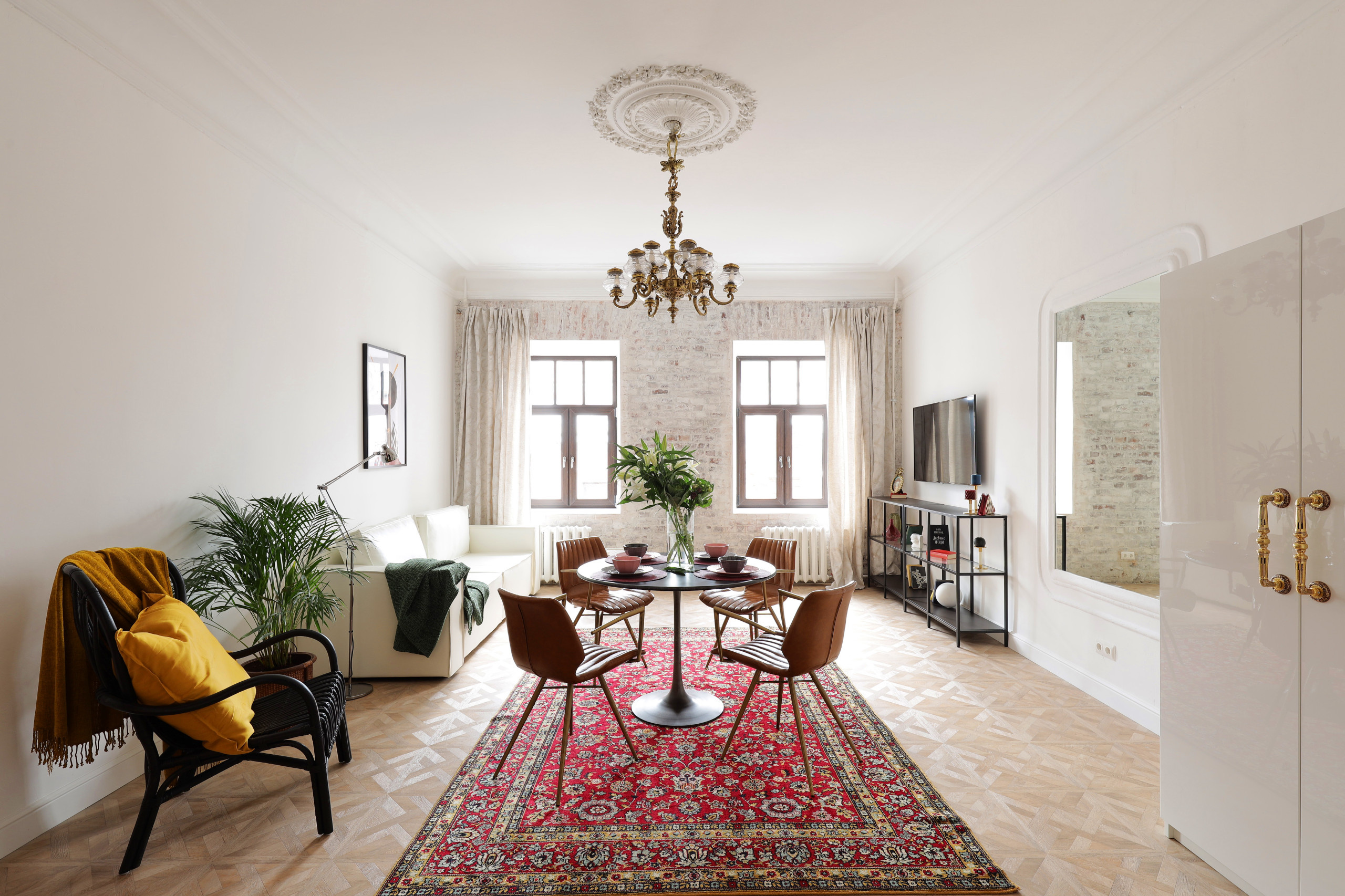 Houzz тур: Лофт в дореволюционном доме на Лиговском проспекте