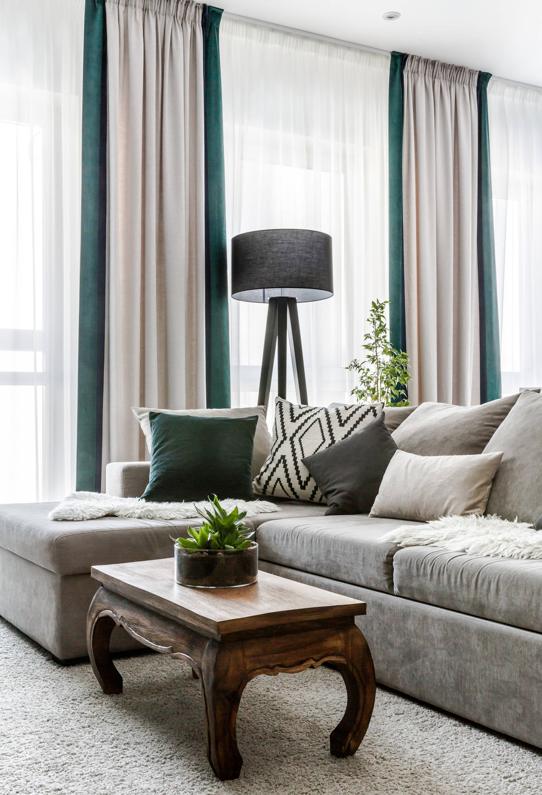 В гостях: Минимализм с Буддой и тайской мебелью