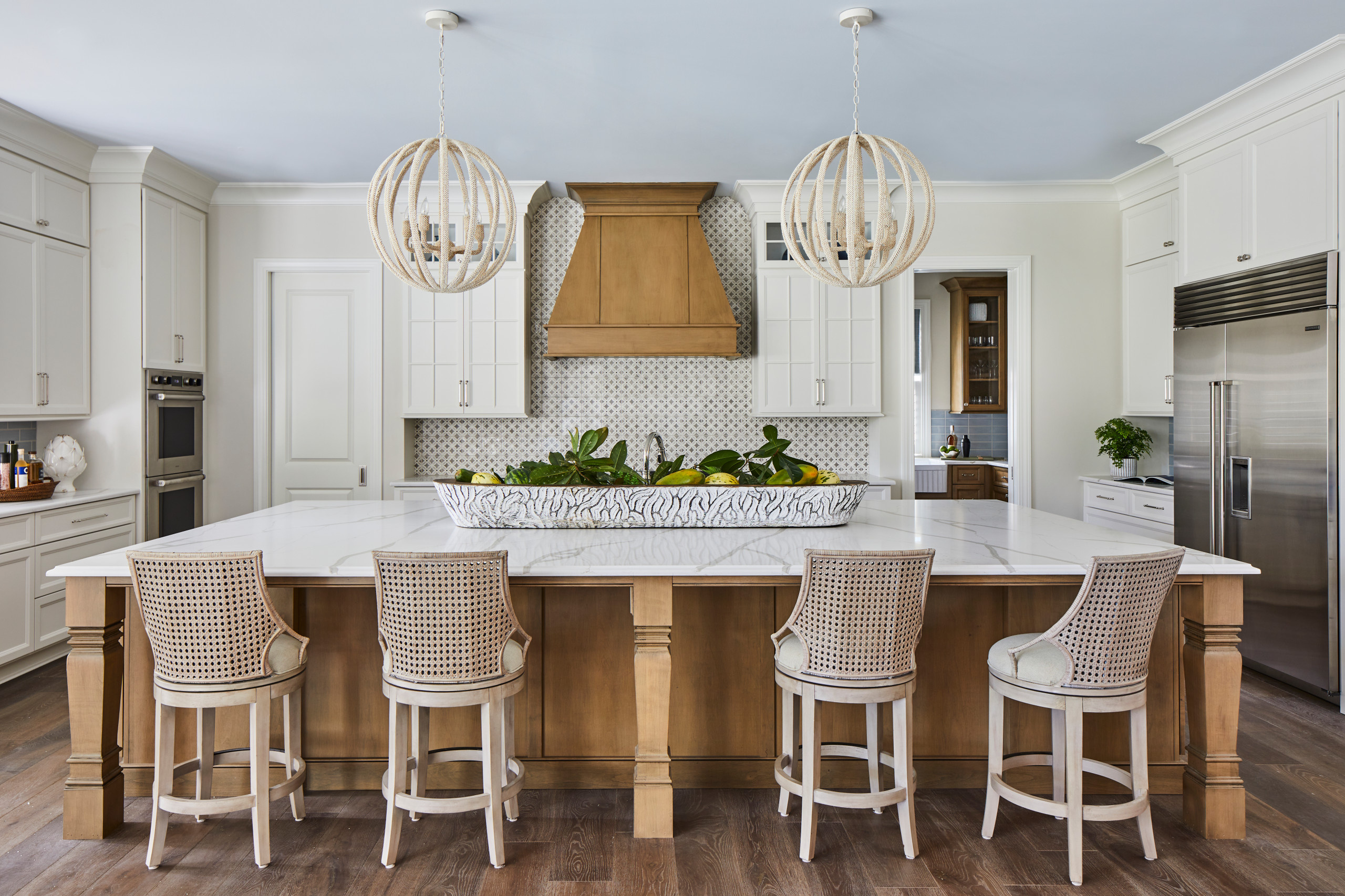 Полезно знать: Как выбрать кухонные фасады и не переплатить