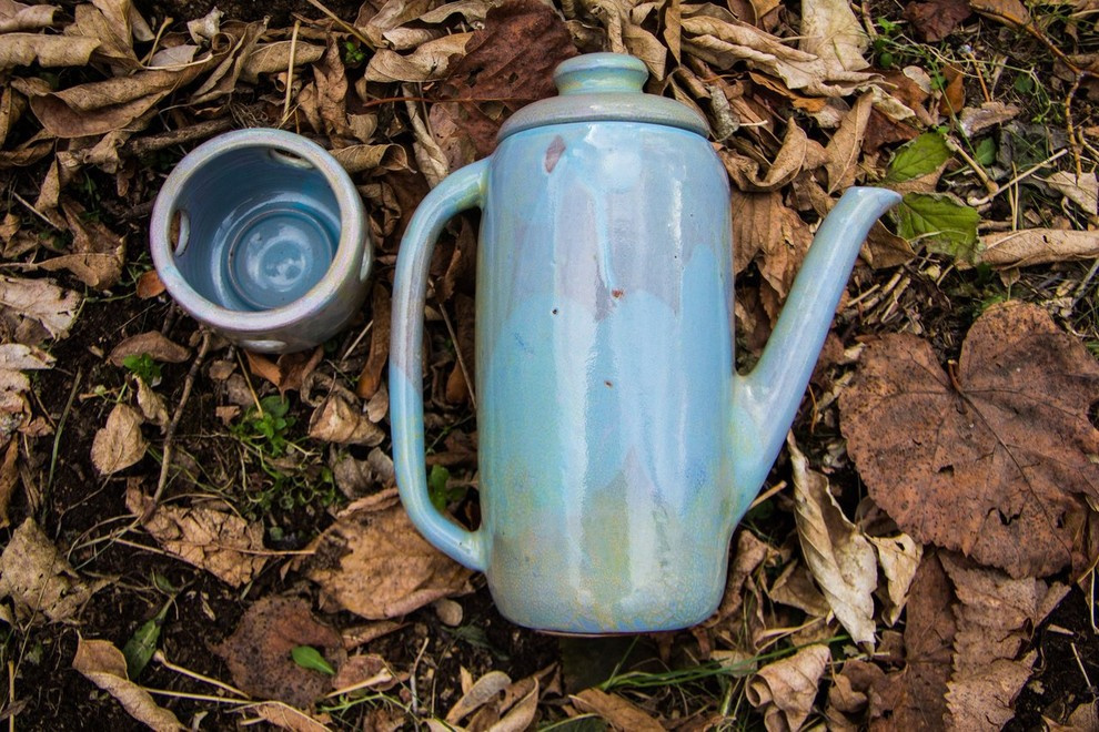 Портрет: Эксперименты с формами и цветами от Terracotta Сeramics