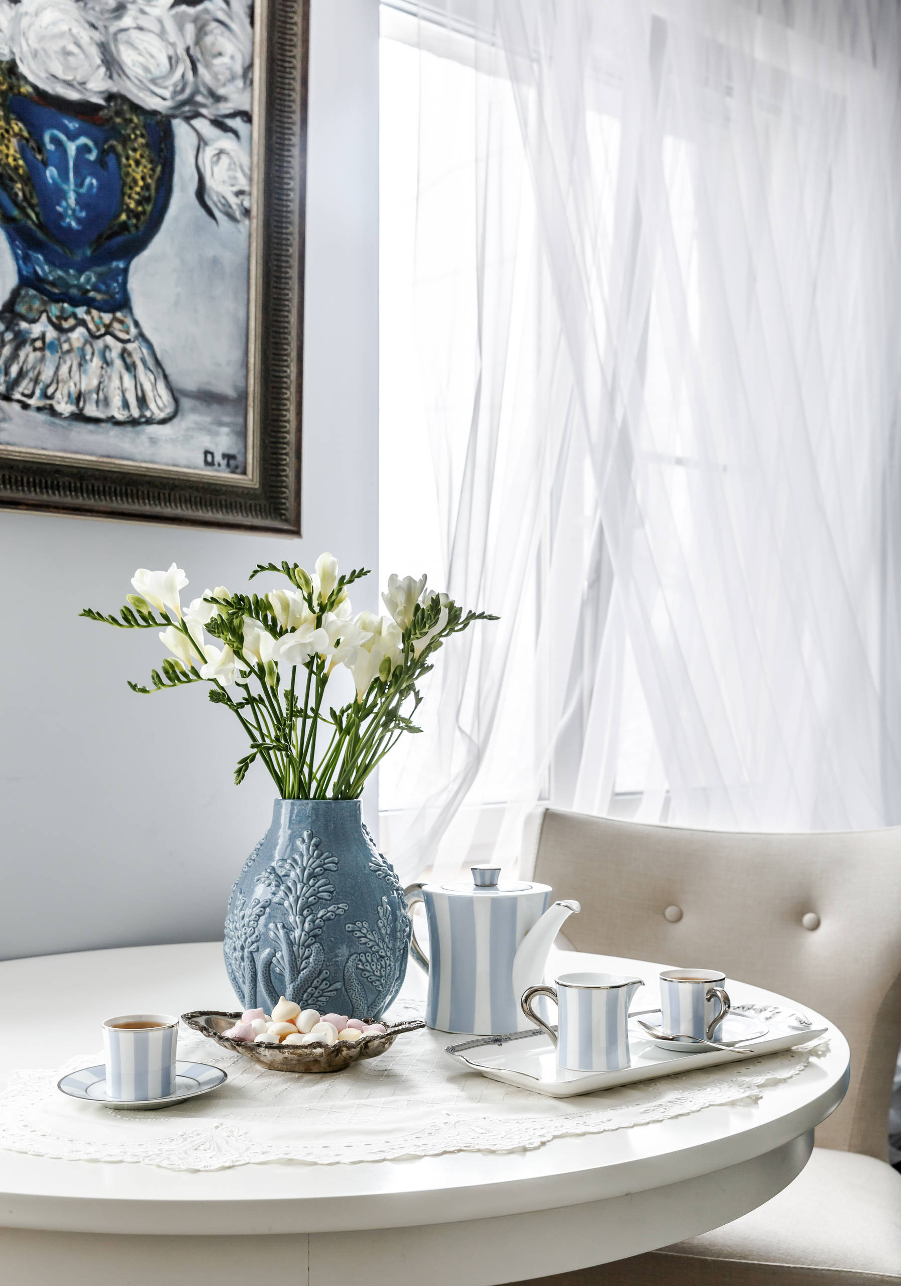 В гостях: Квартира для серьезного молодого человека восьми лет