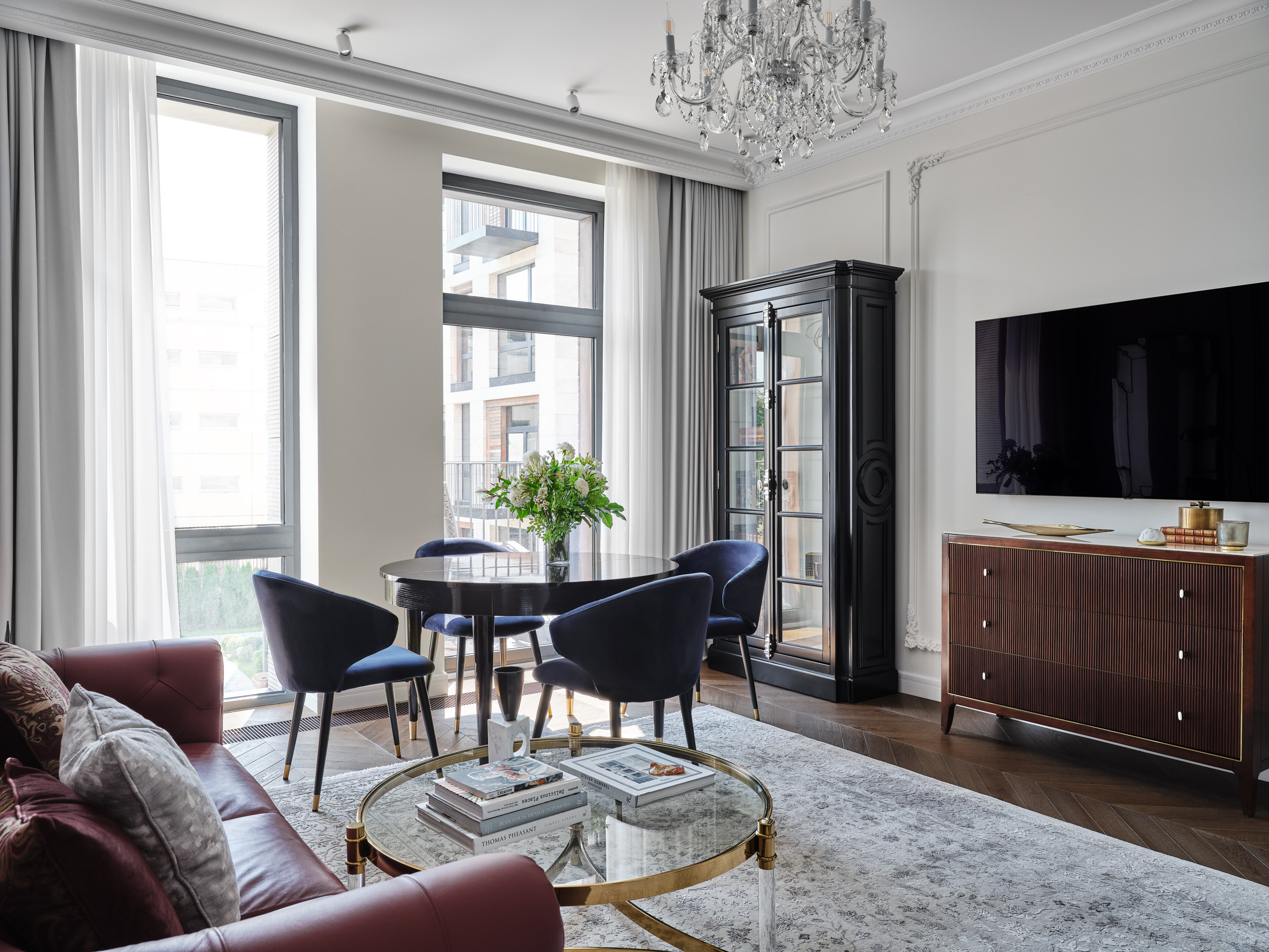 Houzz тур: Квартира во «французском» стиле с проходной кухней