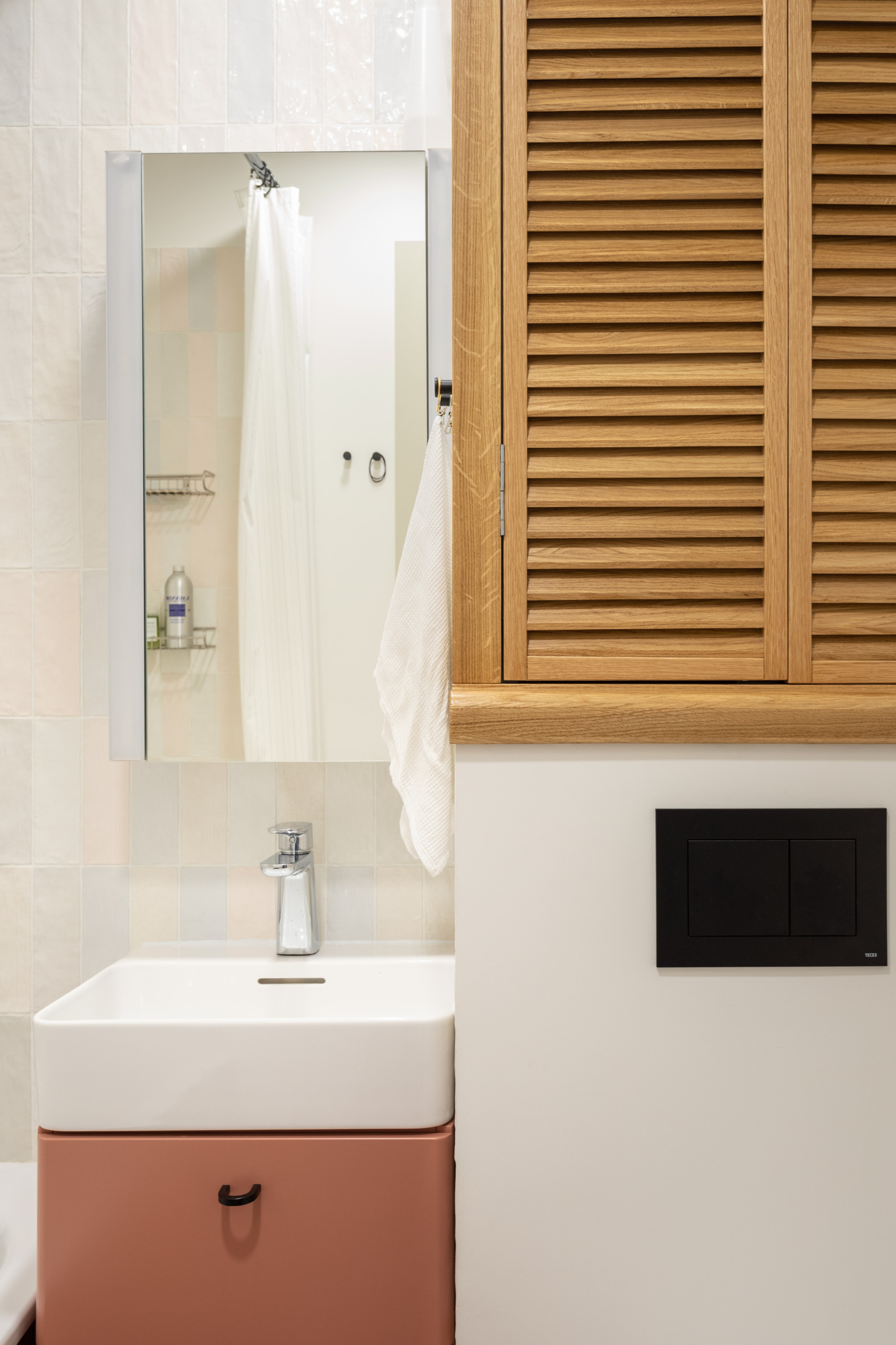 Houzz-тур: 42 кв.м — женственная квартира с бетонными стенами