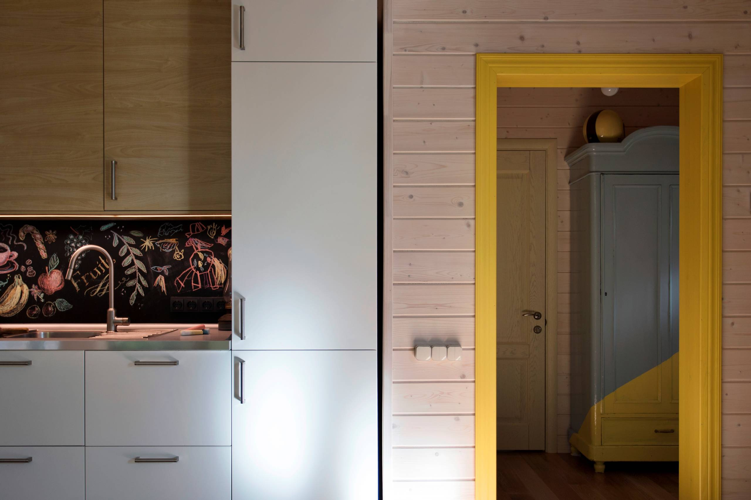 Эффект сауны: Как облагородить рыжую вагонку на даче