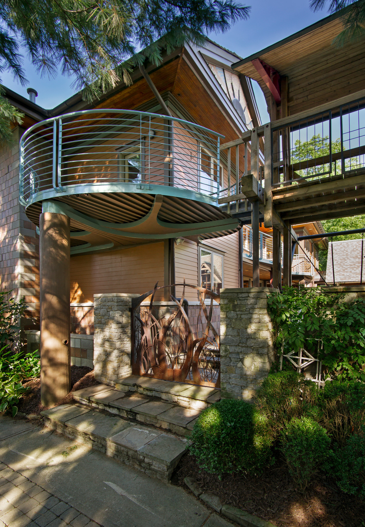 Фотоохота: 91 идея декора для калитки