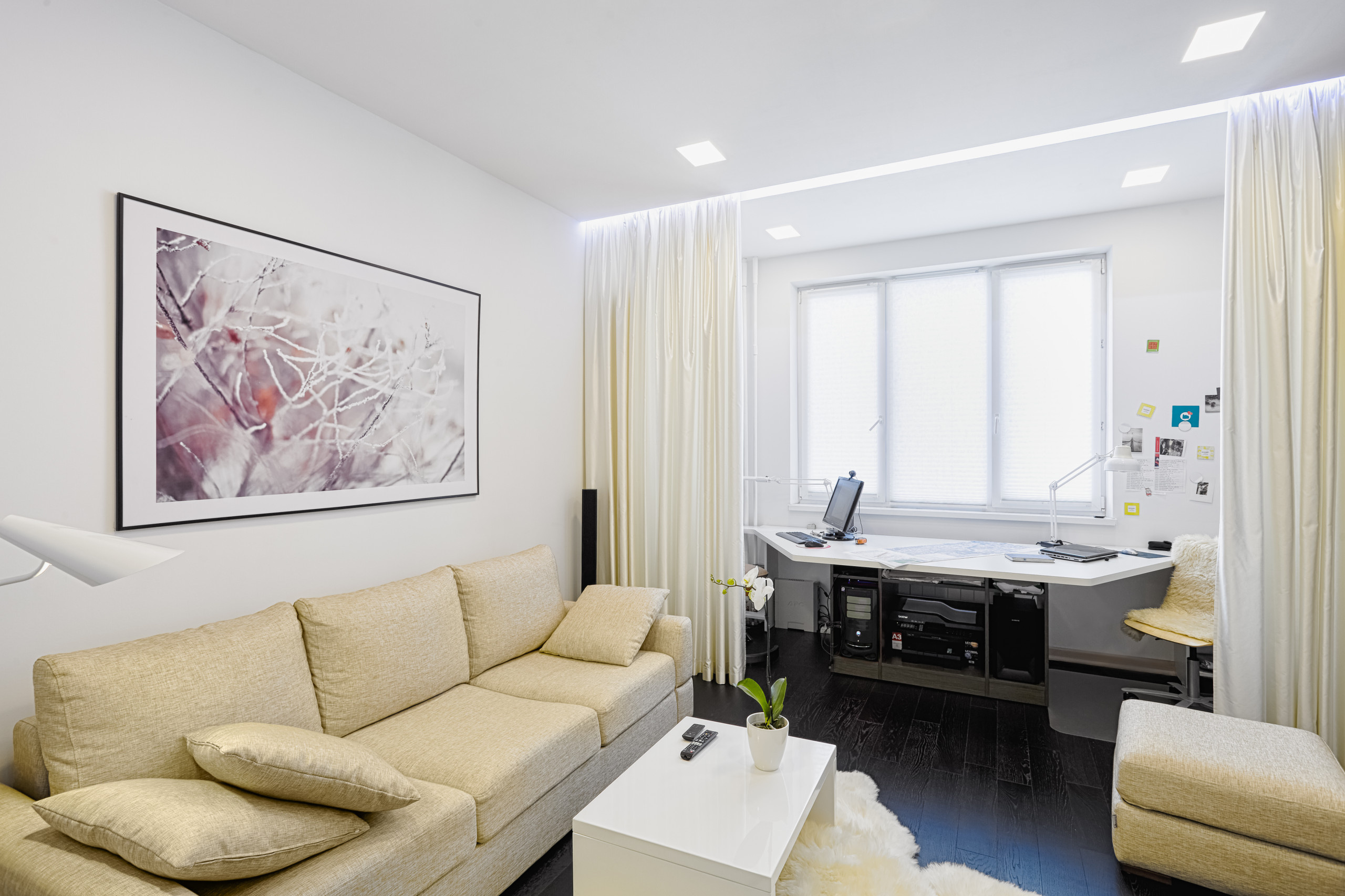 Houzz тур: 50 оттенков белого и игра искусственного света