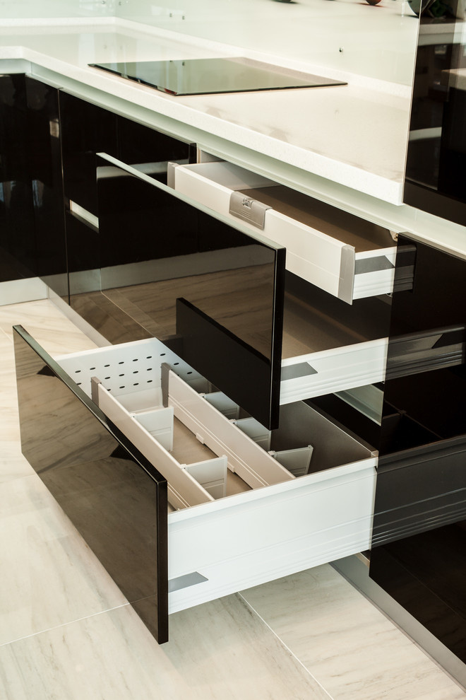 Вопрос: «Неубиваемая» кухня — это какая