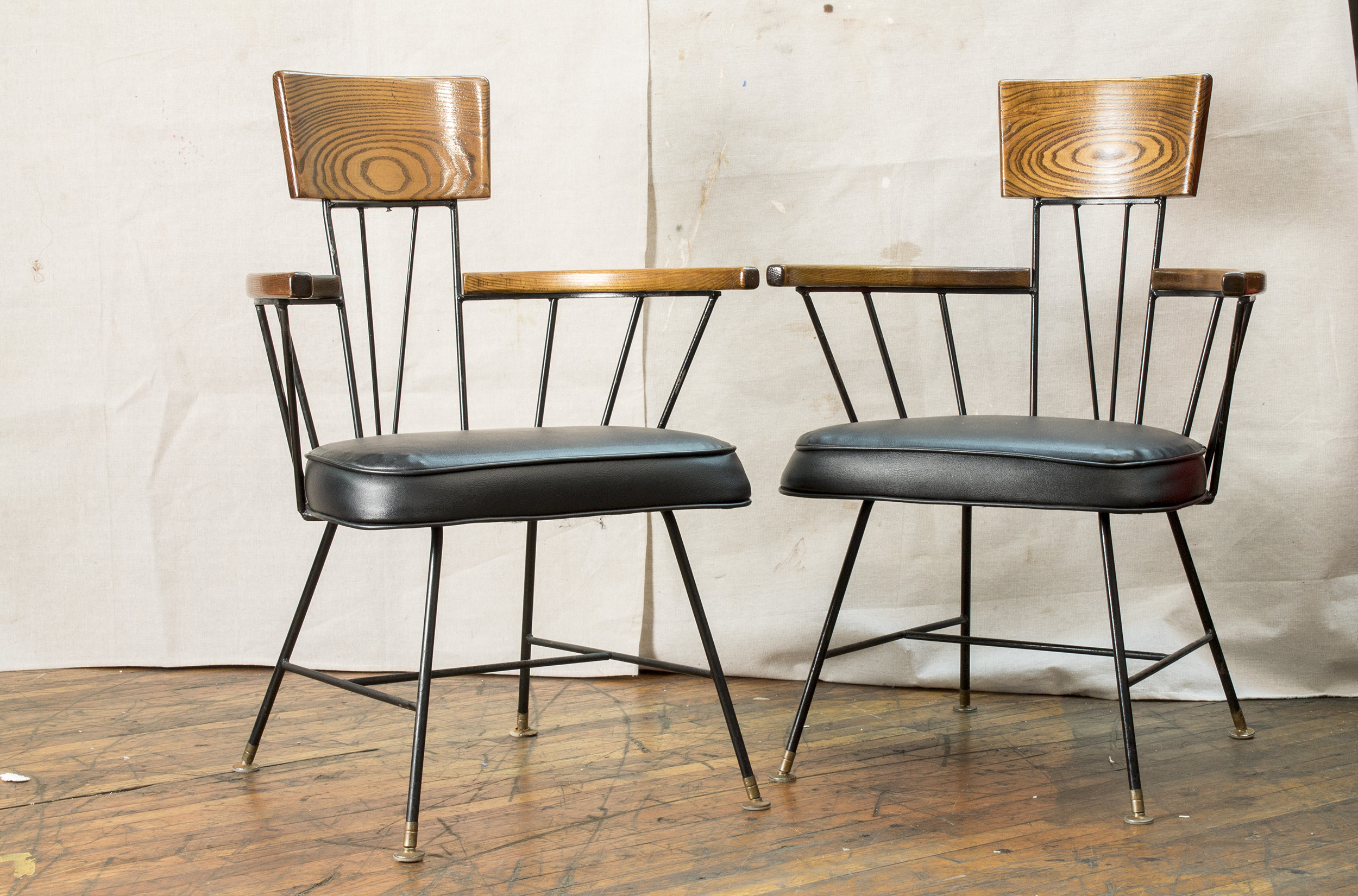 Остров винтажных сокровищ: Как отличить хорошую вещь от барахла