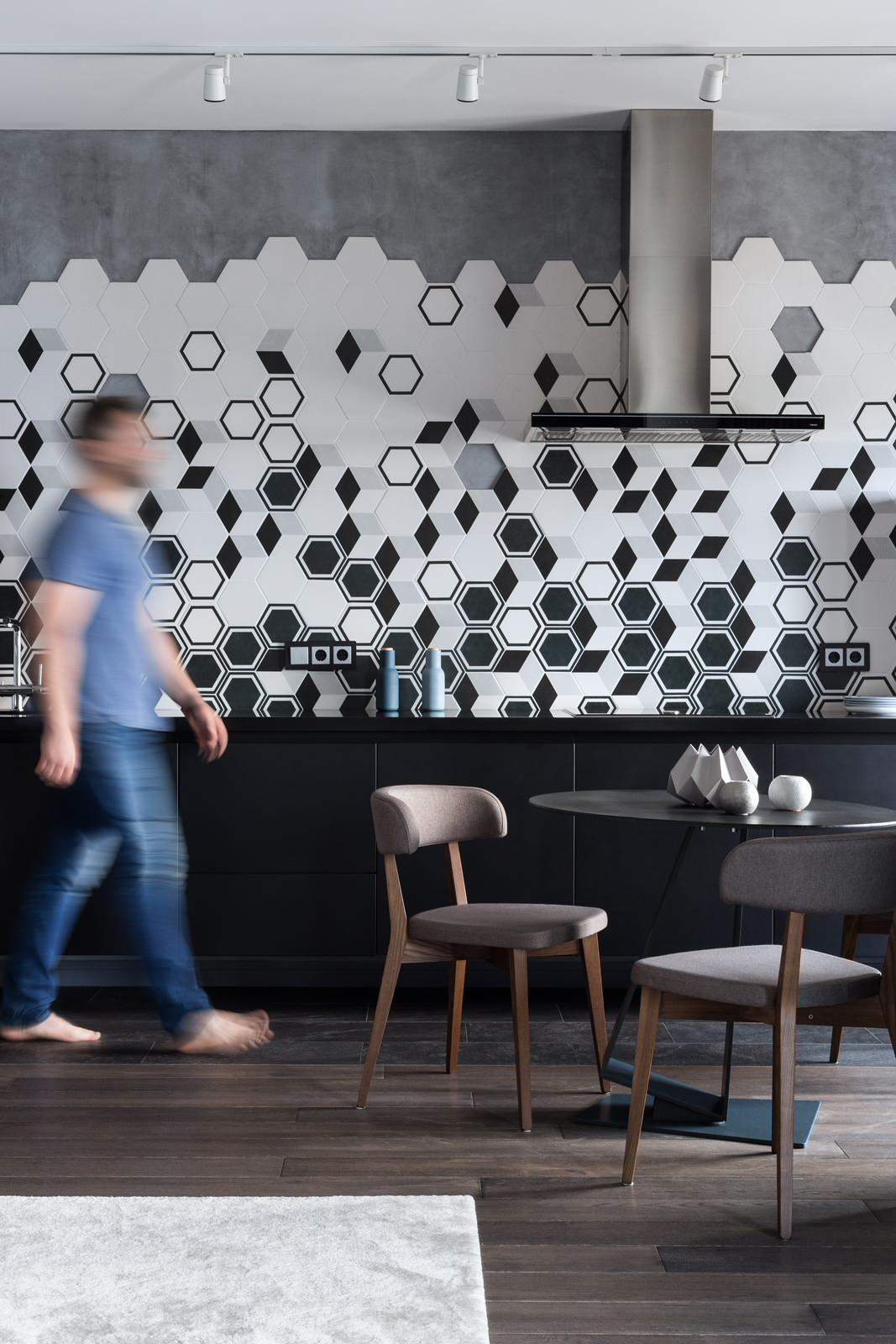 Houzz тур: Необычный интерьер для холостяка