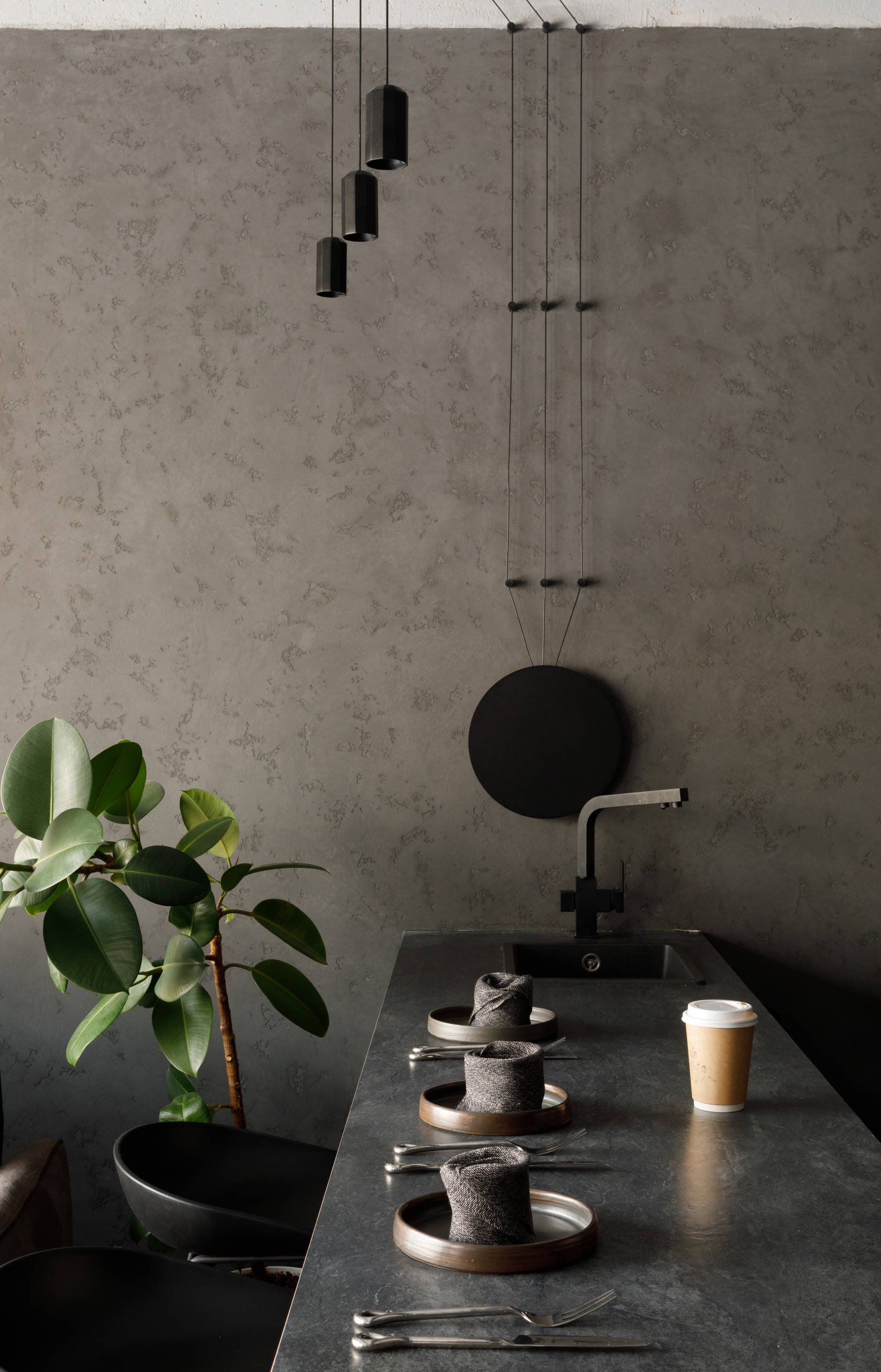 Houzz тур: 40 кв.м — студия в тёмных тонах