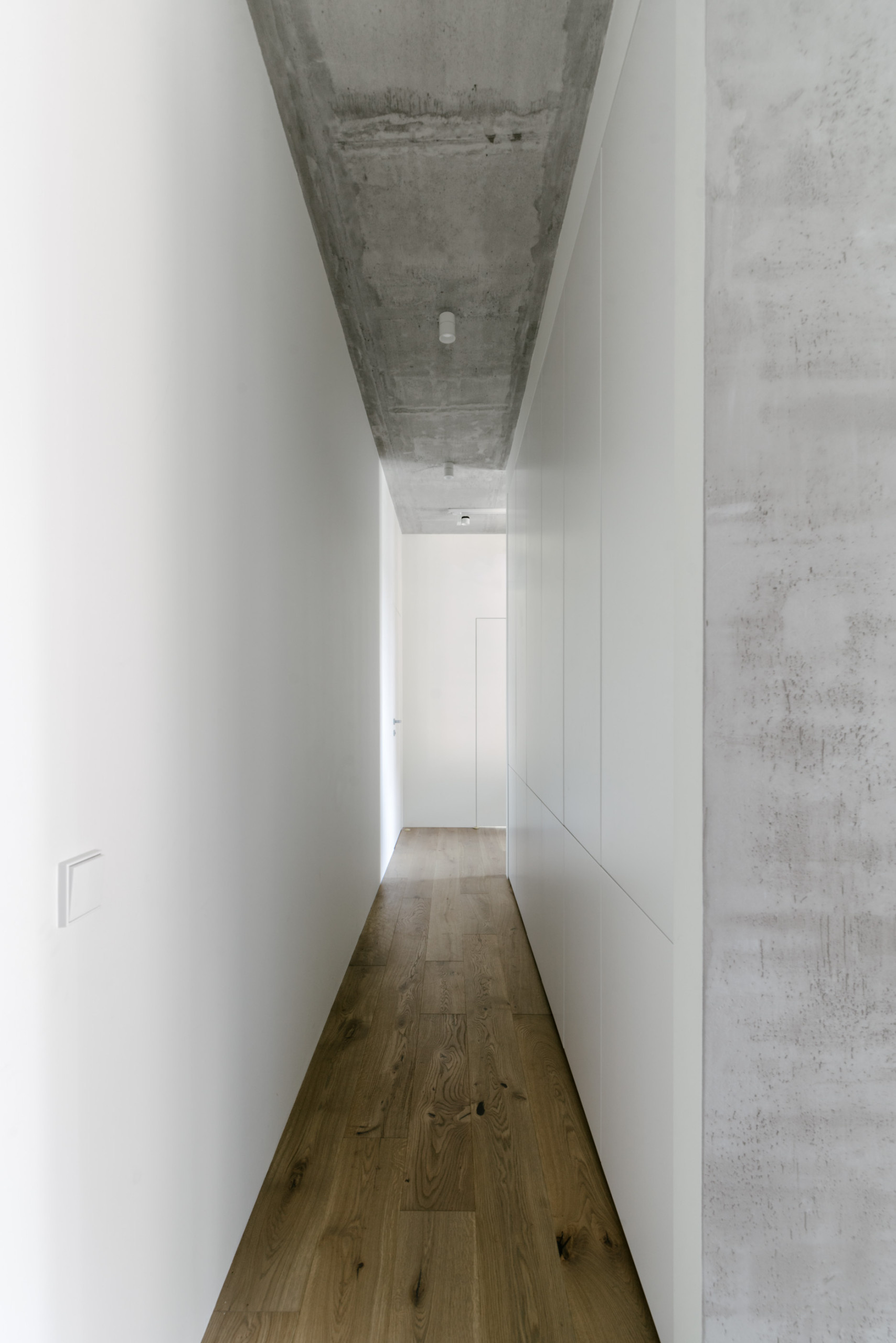 Houzz тур: Интерьер с картиной из гипсокартона