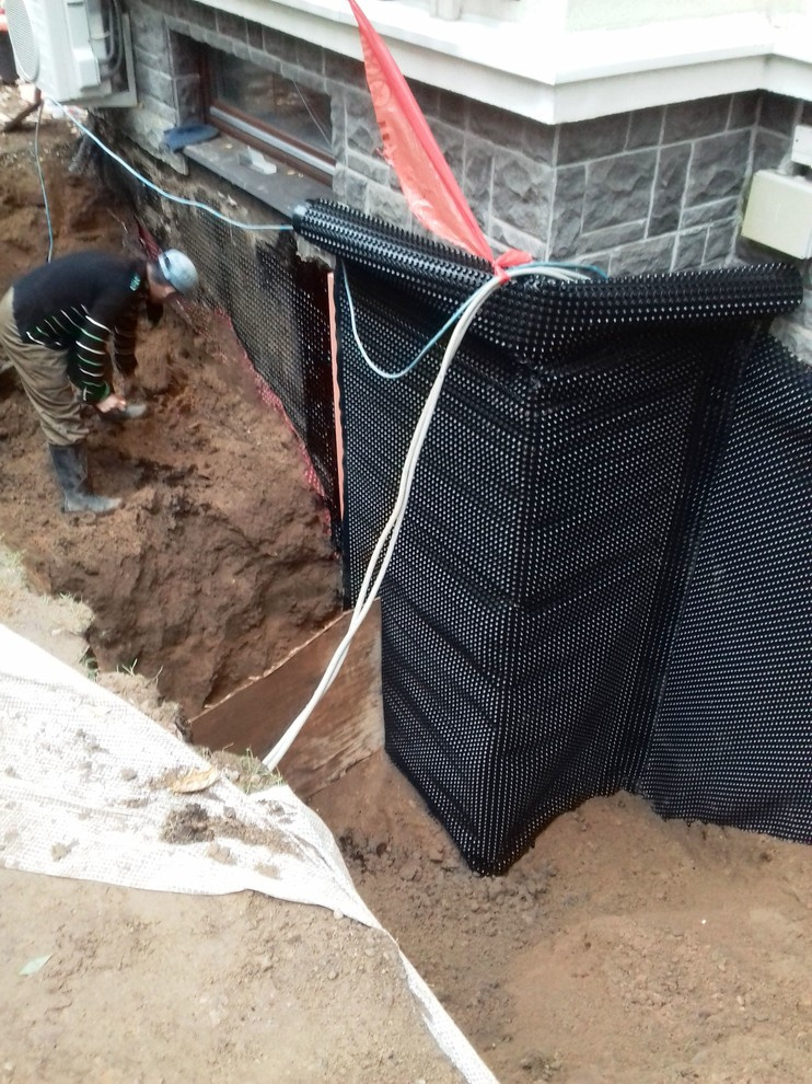 Хороший вопрос: Как и зачем утеплять фундамент