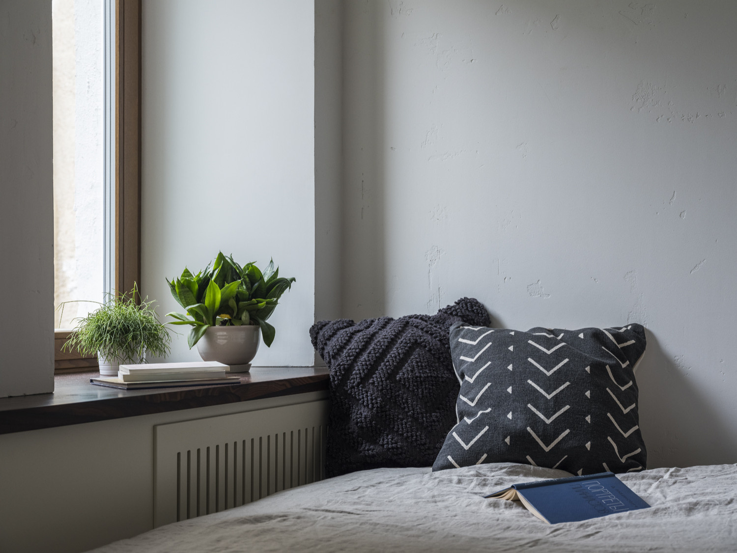 До и после: Двухкомнатная квартира с шестью окнами