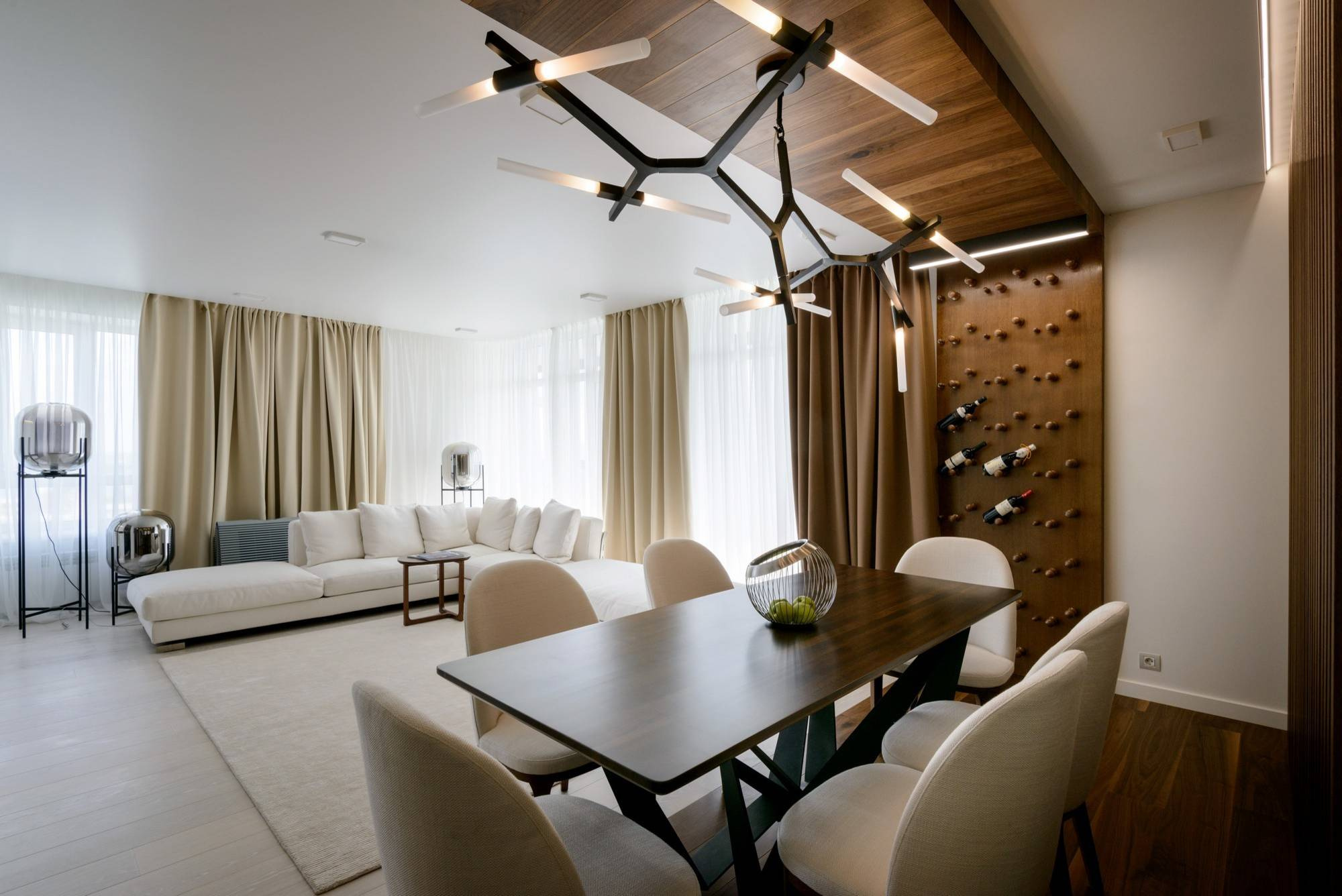 Houzz тур: Квартира в Новосибирске с монолитными колоннами