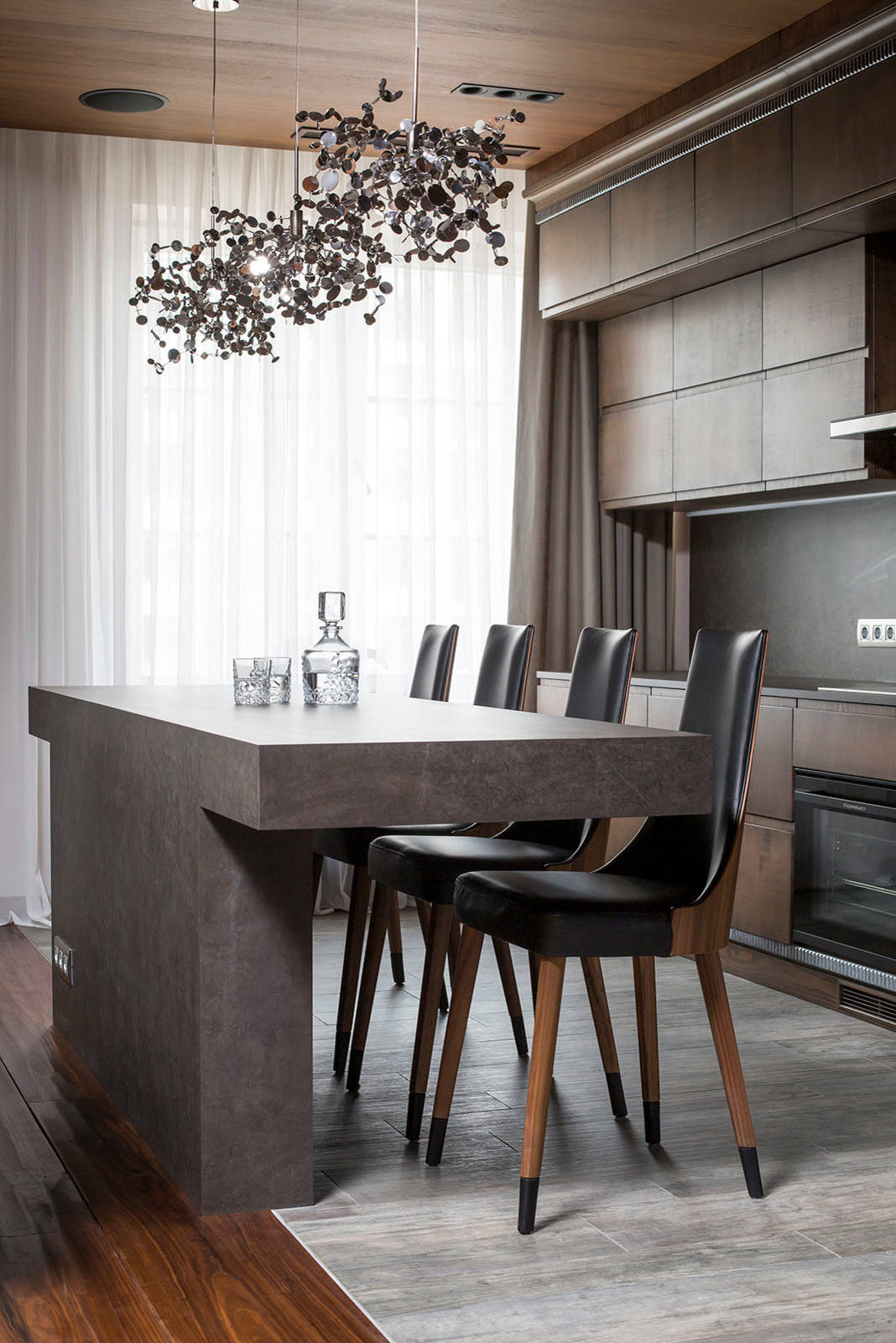 Кухня недели: Грубое, но прекрасное дерево