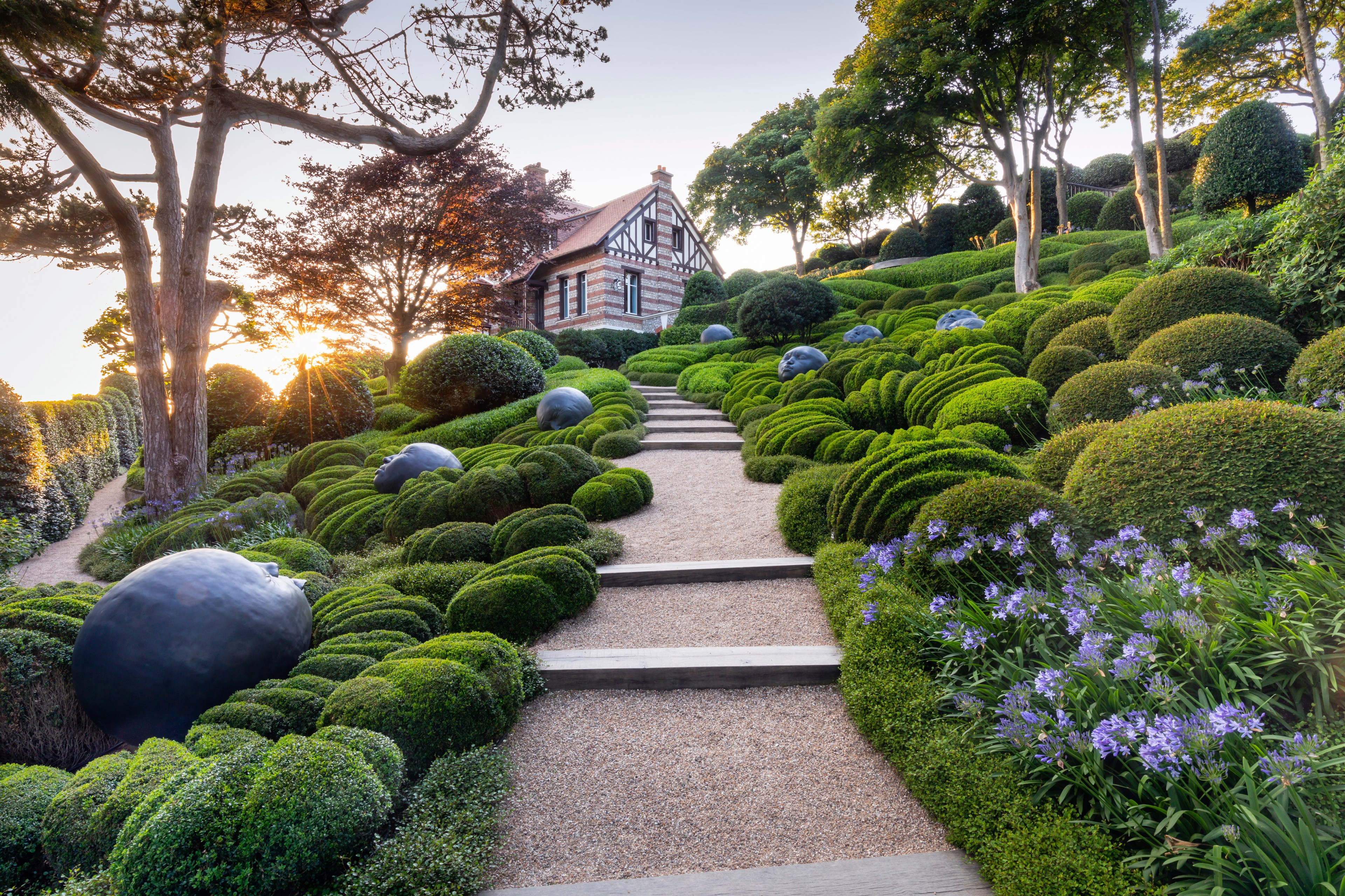 Проект недели: Сад русского дизайнера в нормандском Этретa