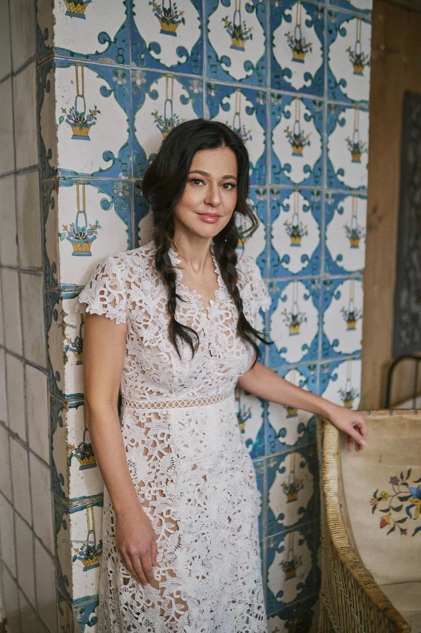 Как украсить дом к Новому году: Пример декоратора Жени Ждановой