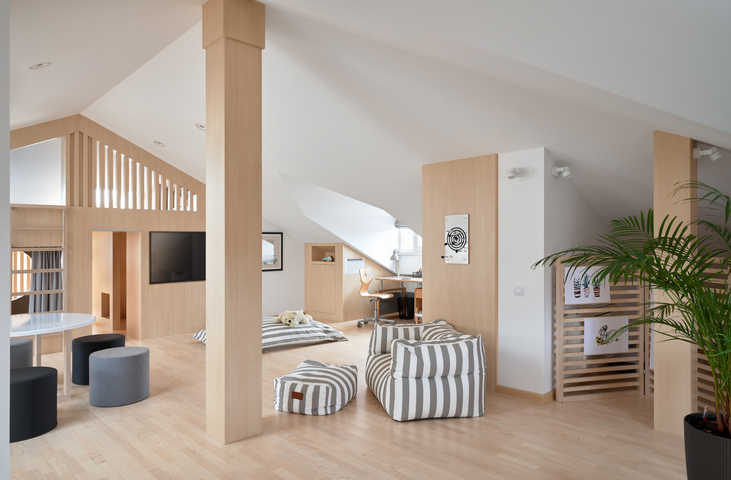 Проект недели: Детская 140 кв.м на месте мансарды