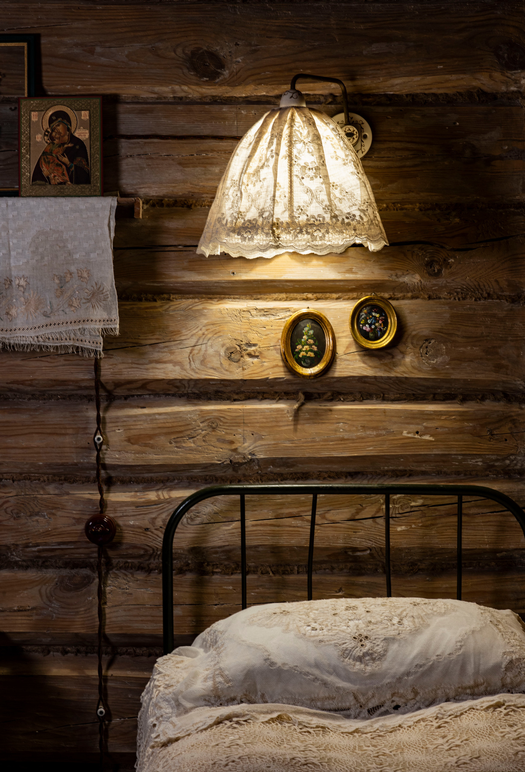 Как украсить дом к Новому году: Пример декоратора Жени Ждановой