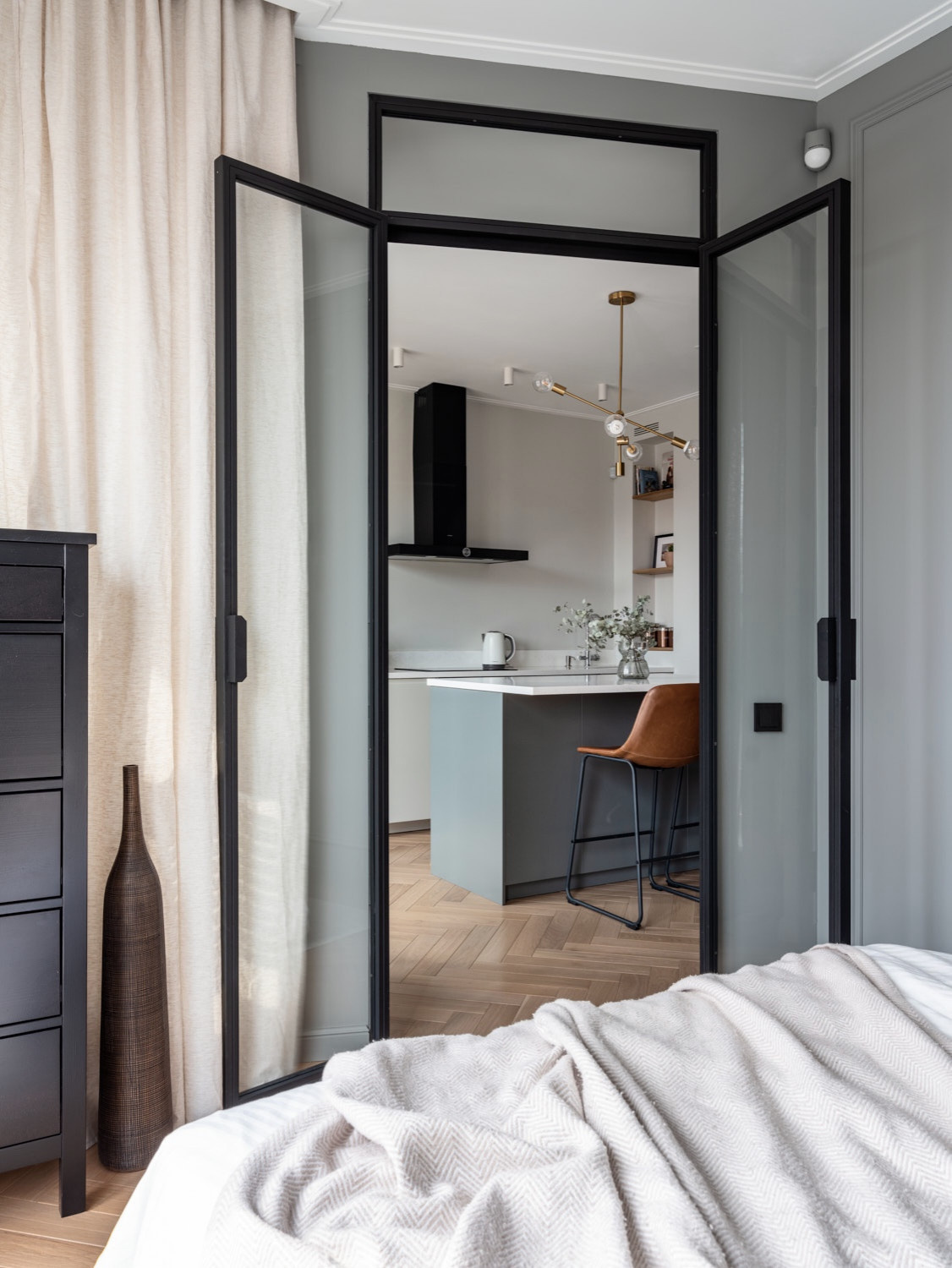 В гостях: Современные апартаменты с нотами классики