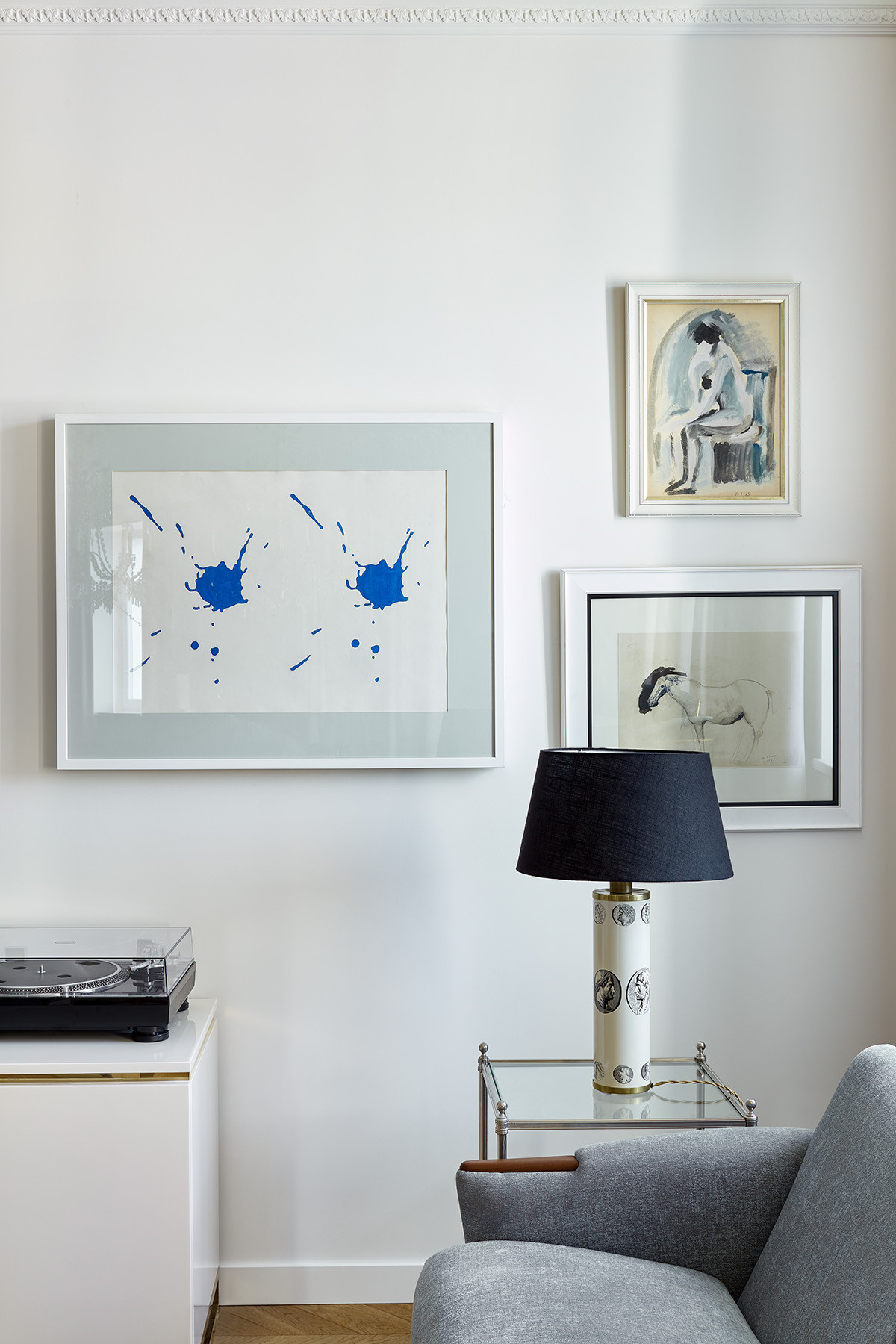 Houzz тур: Белая квартира на Цветном