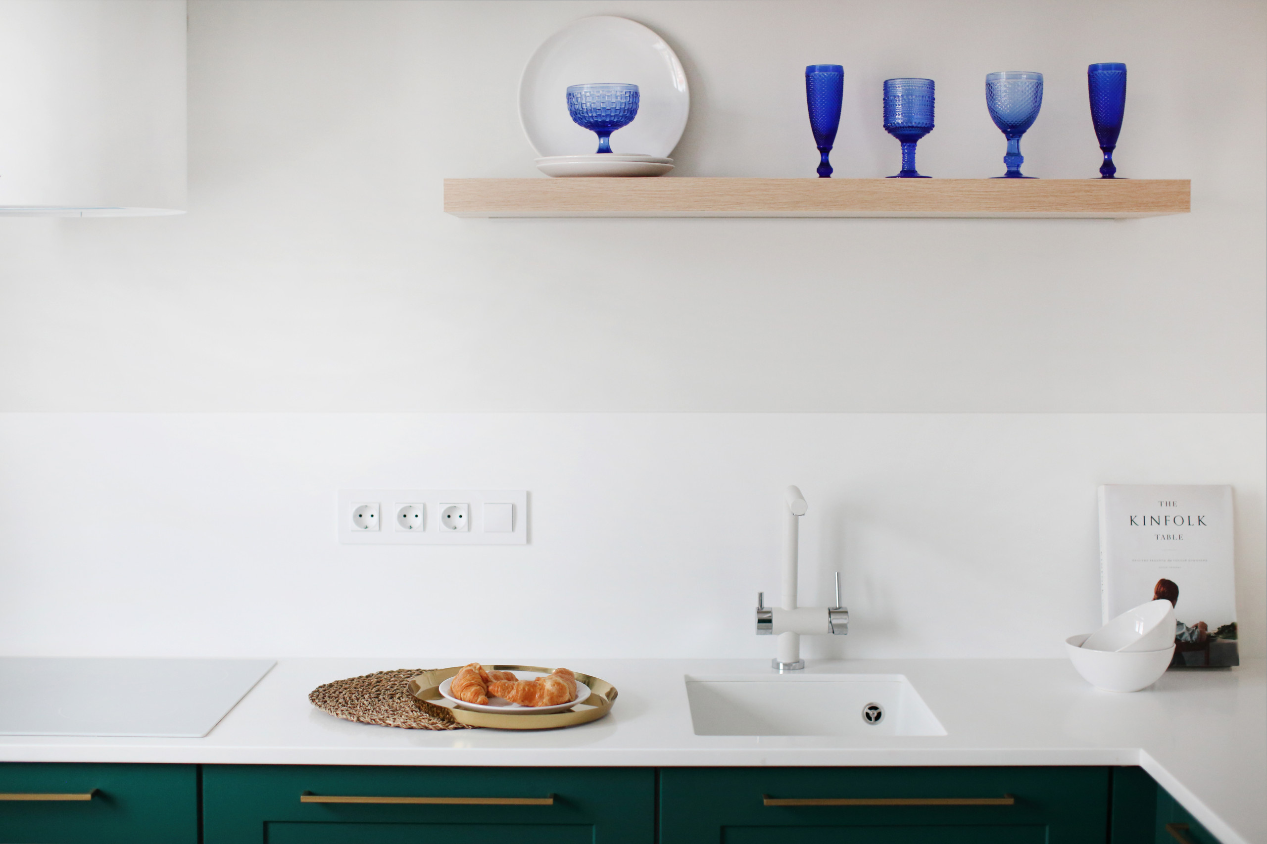 Houzz тур: Минималистичная квартира в духе парижских интерьеров