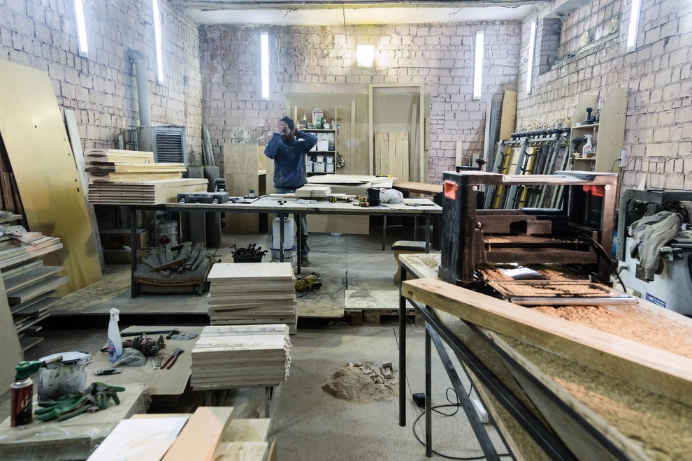 Портрет: Естественная красота древесины в мебели «Д Дерево»