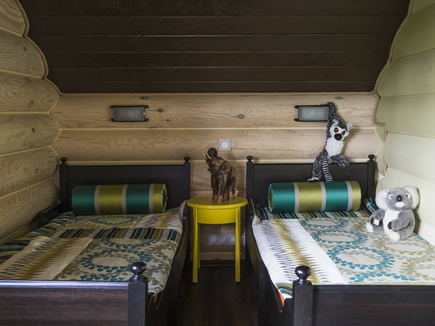 В гостях: Сруб с африканскими мотивами под Истрой