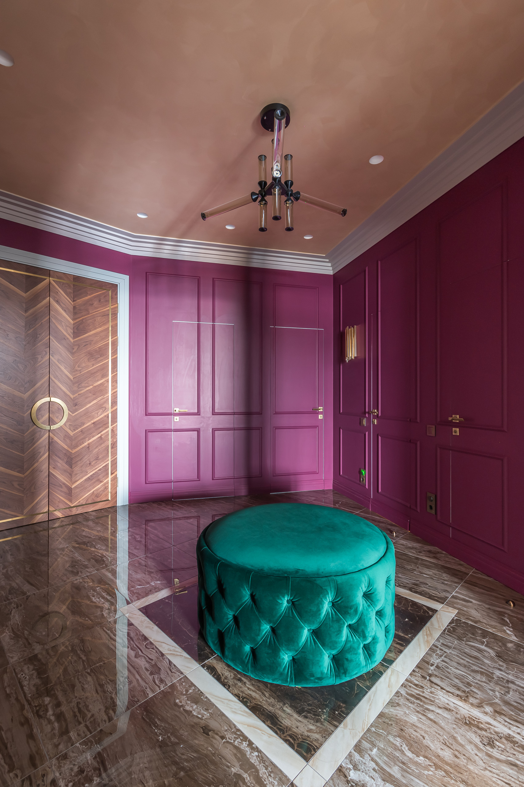 Houzz тур: Яркая квартира в Санкт-Петербурге