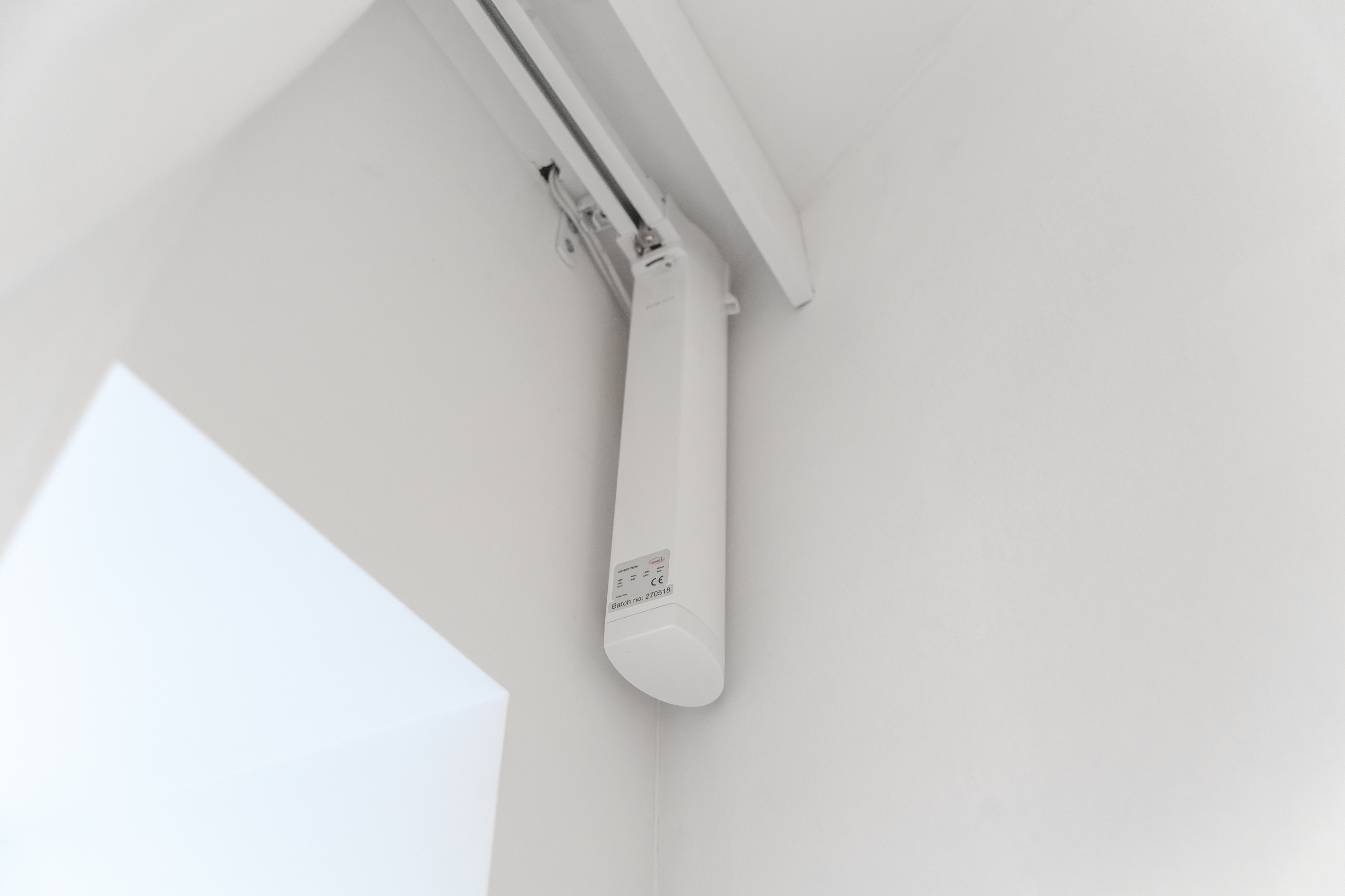 Зачем вам: Электрокарнизы для штор