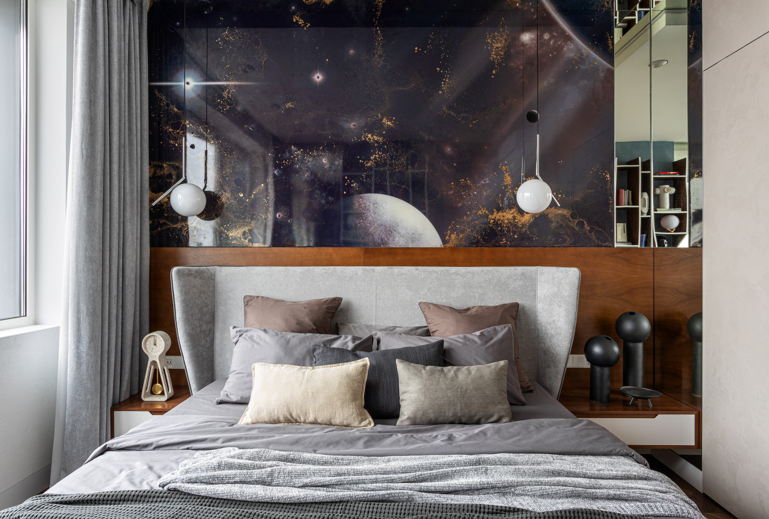 Houzz тур: Интерьер с концепцией Red go, где важен красный цвет