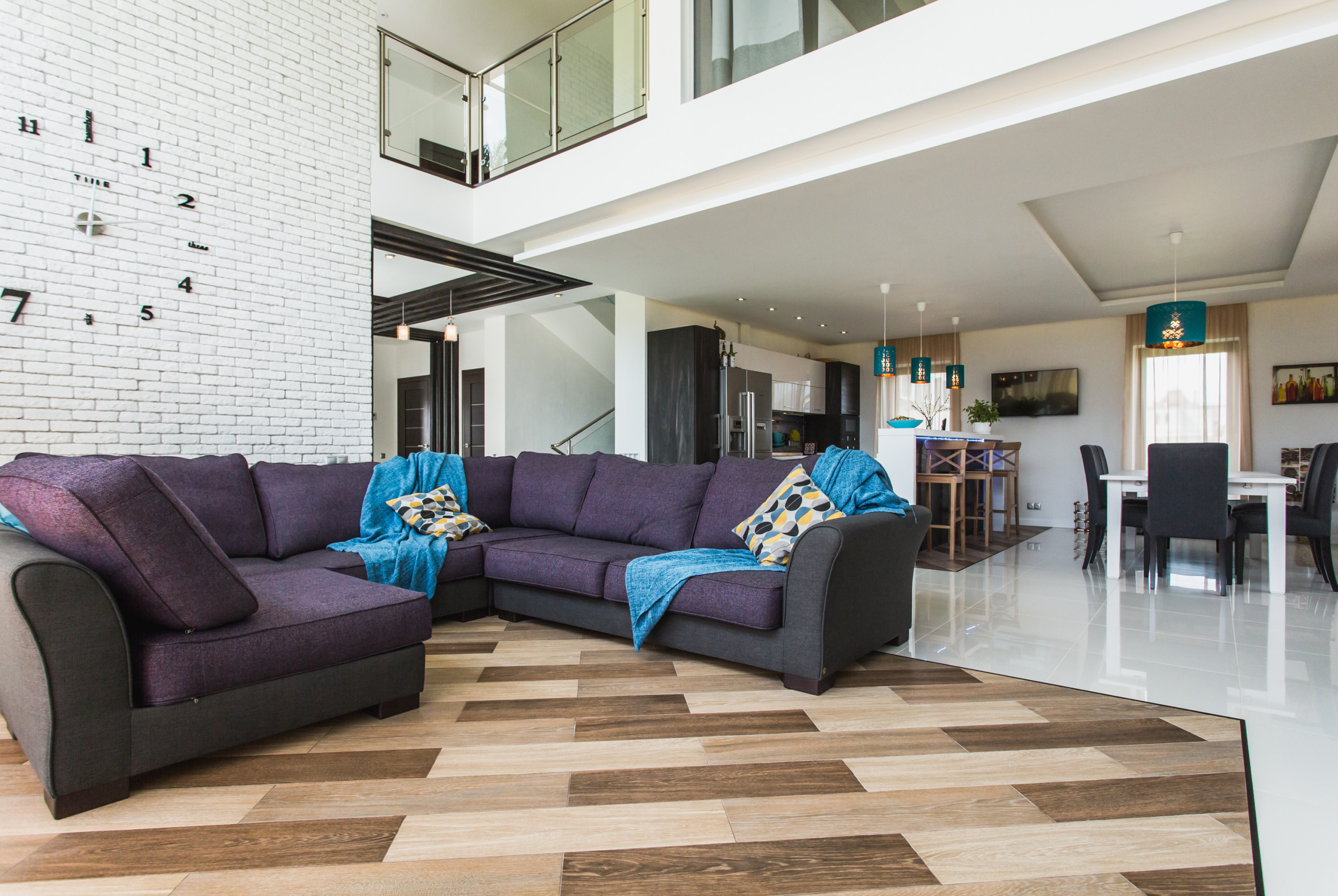 В гостях: Дом у озера