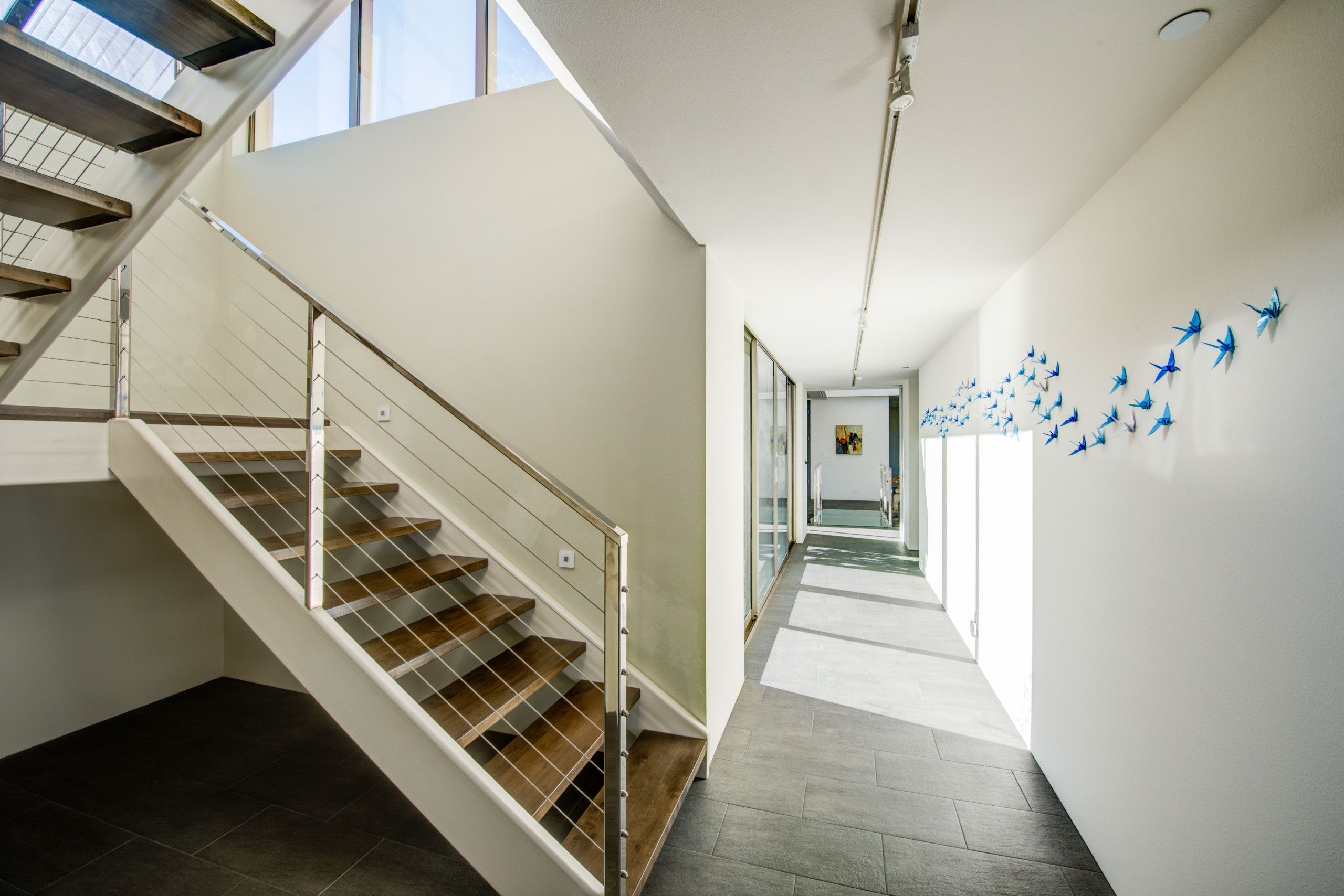 Тонкая работа: Как декорировать интерьер с помощью бумаги