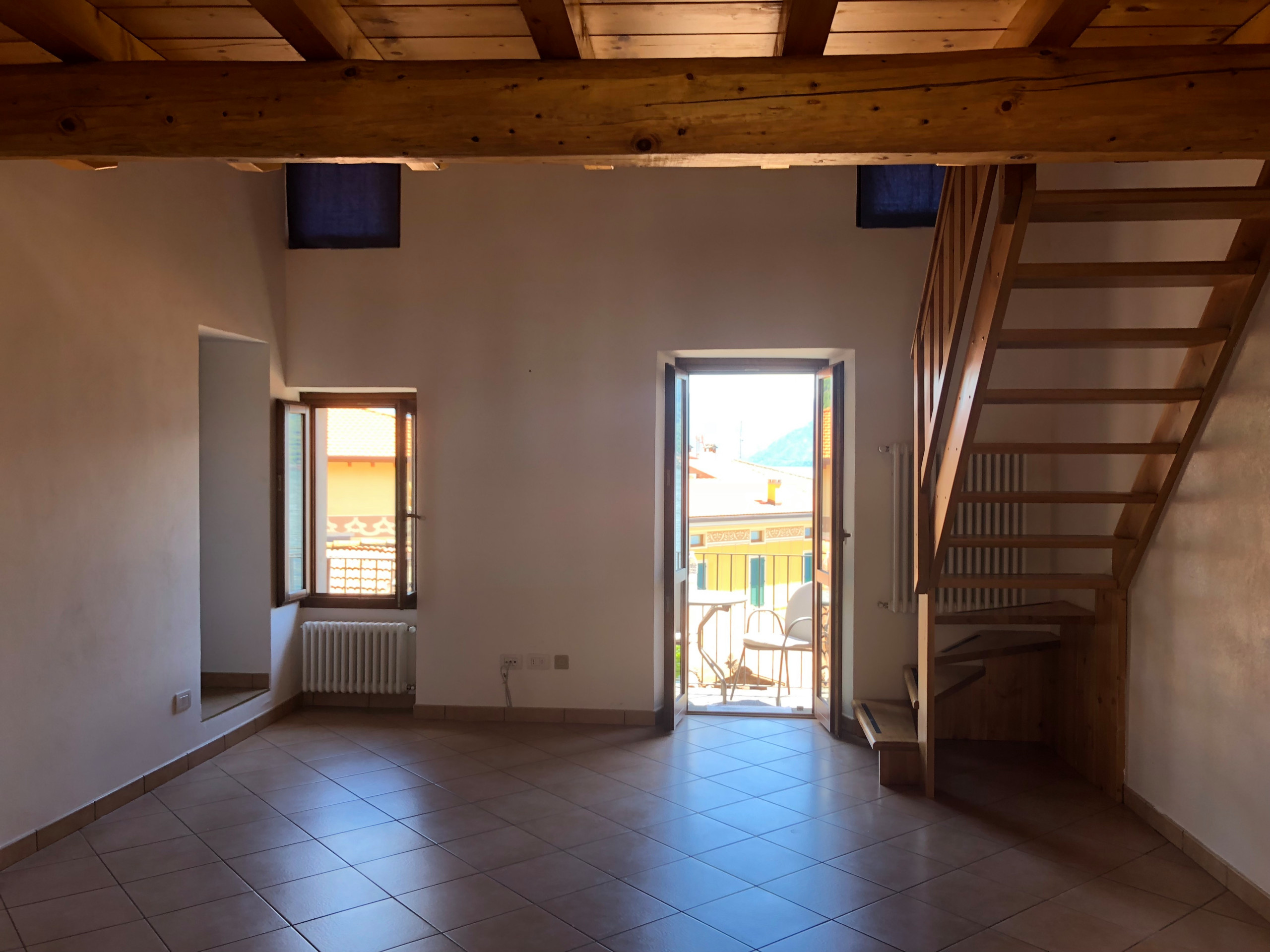 Houzz Италия: Квартира русского дизайнера на озере Комо