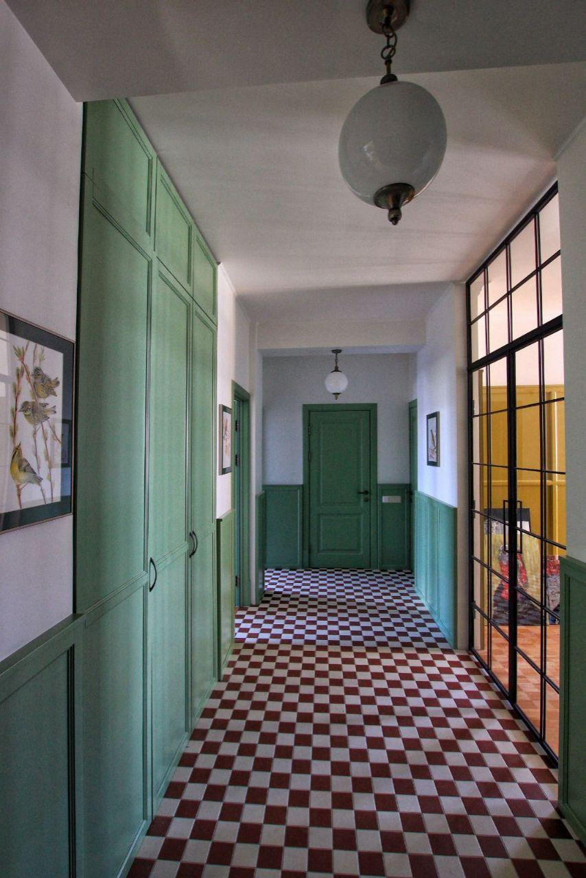 В гостях: Квартира в центре Минска — гнездо «Черной совы»