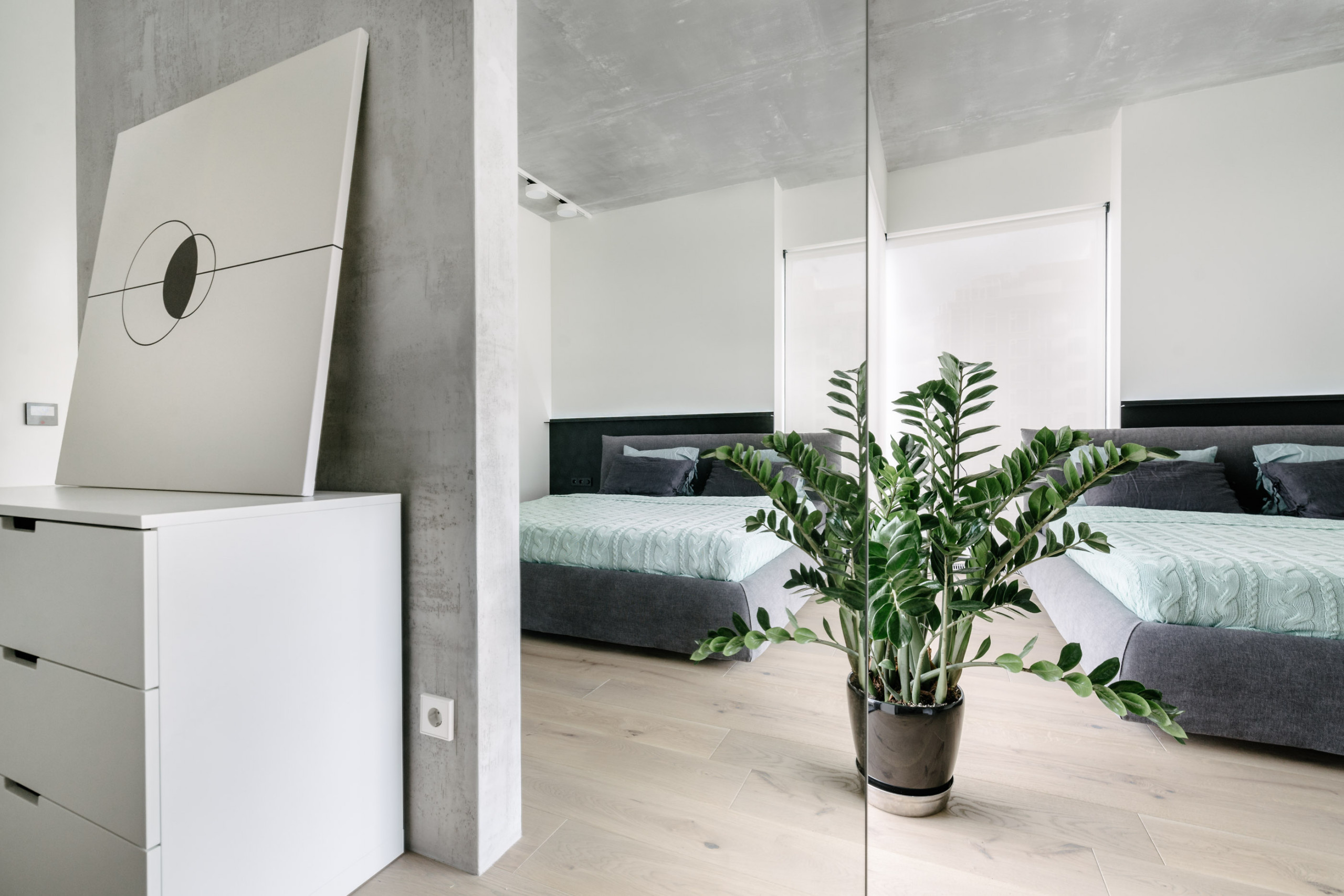 Houzz тур: Интерьер с картиной из гипсокартона